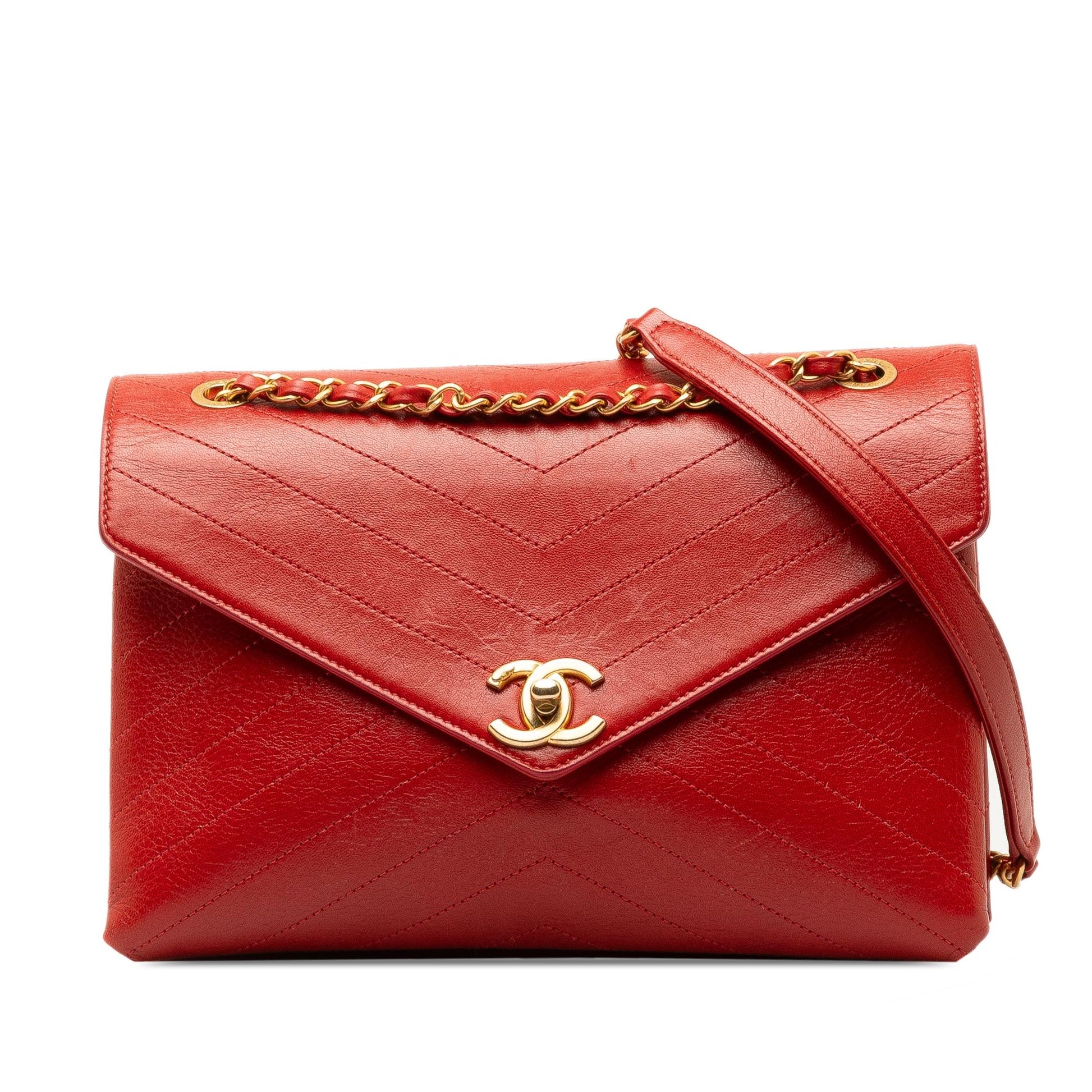 Chanel Medium CC Chevron Lambskin Envelope Flap (SHG-k9drR3)