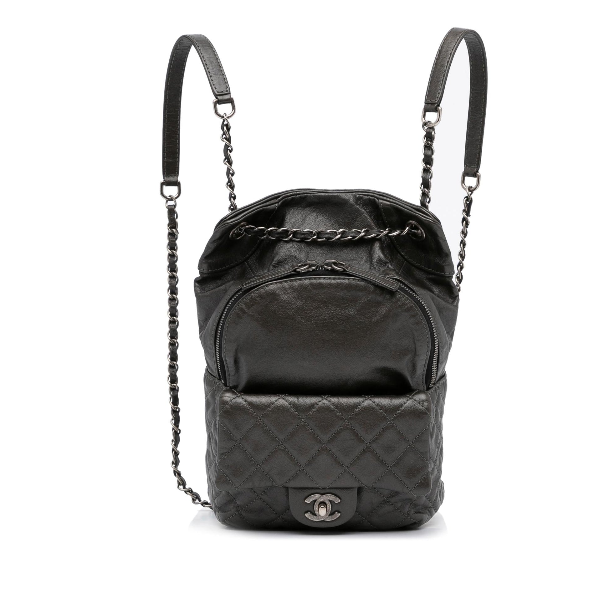 Chanel CC Lambskin Drawstring Flap Backpack SHG-rggGda Jewelry