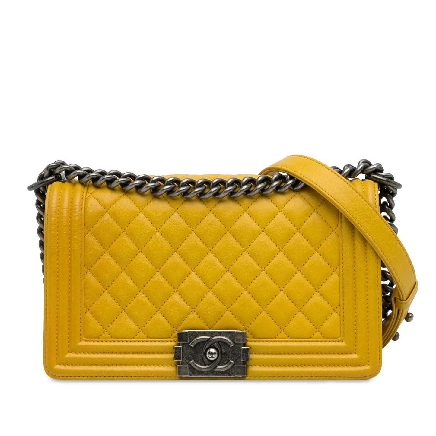 Chanel Medium Calfskin Boy Flap (Shg-Vhlqud) Bag