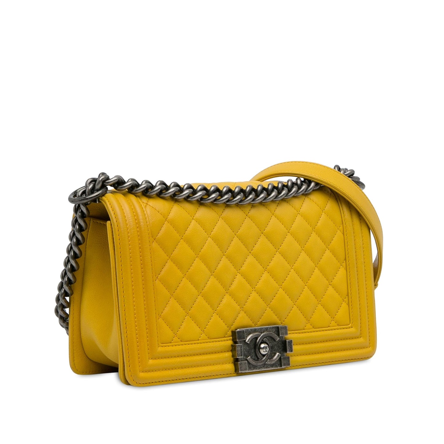 Chanel Medium Calfskin Boy Flap (Shg-Vhlqud) Bag