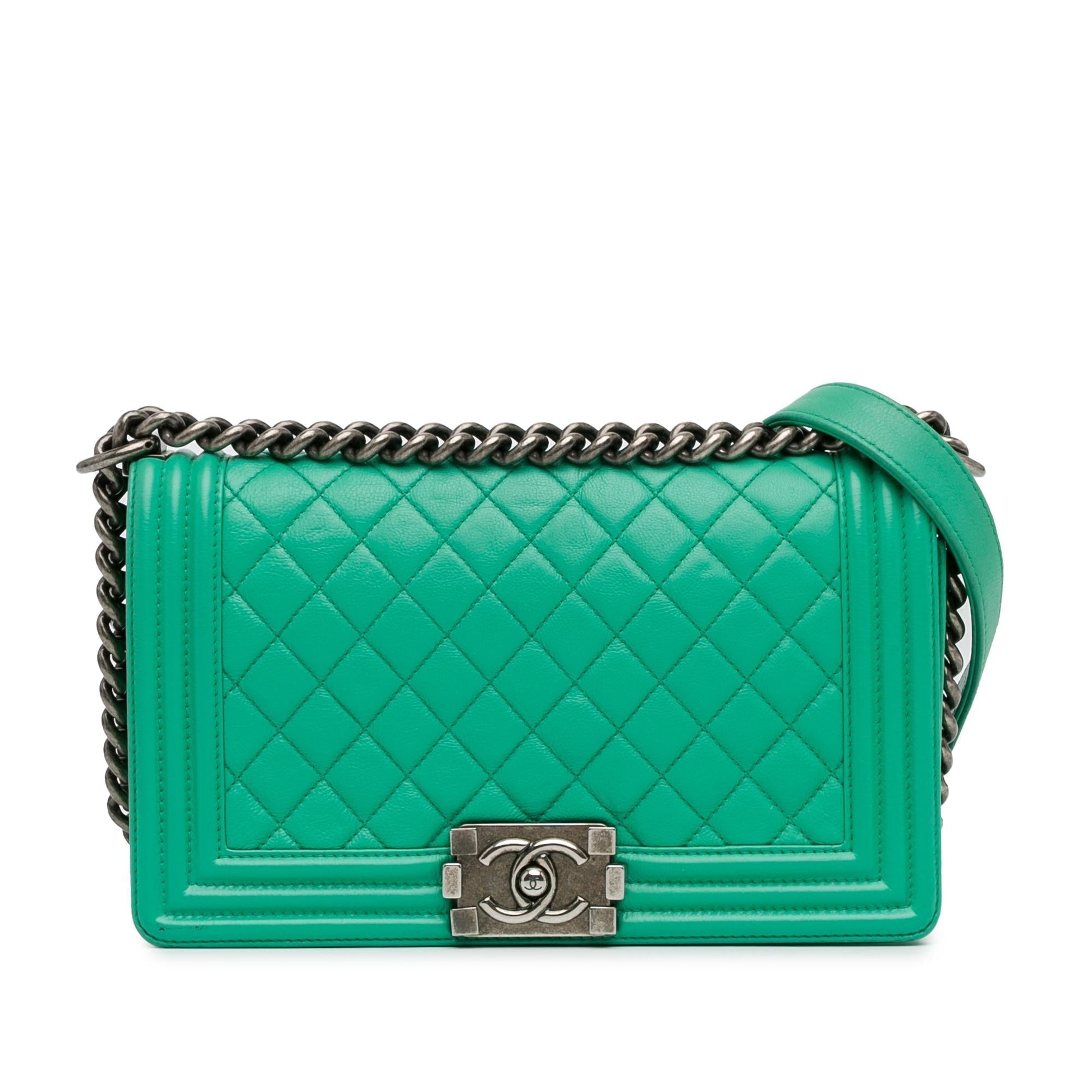 Chanel Medium Calfskin Boy Flap (Shg-V8Zn8A) Bag