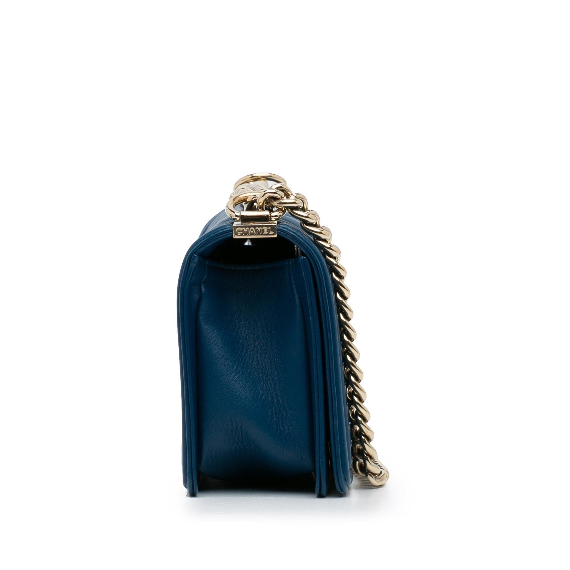 Chanel Calfskin Chevron Boy Flap SHG-L7KEKQ Handbag