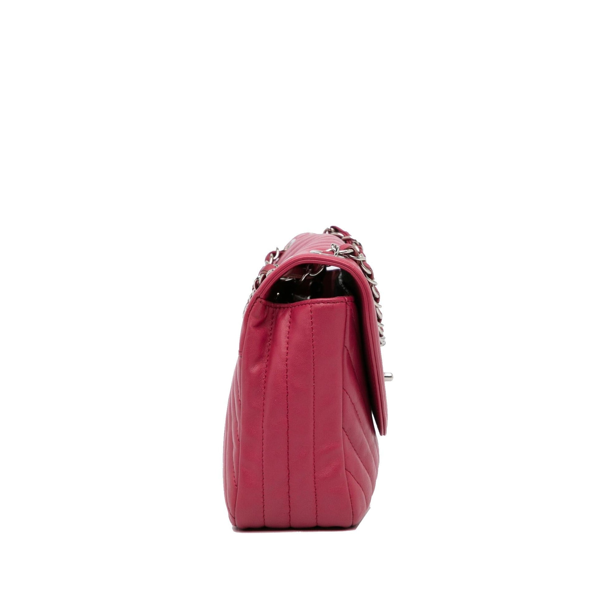Chanel Chevron Single Flap SHG-4CNJVH Handbag