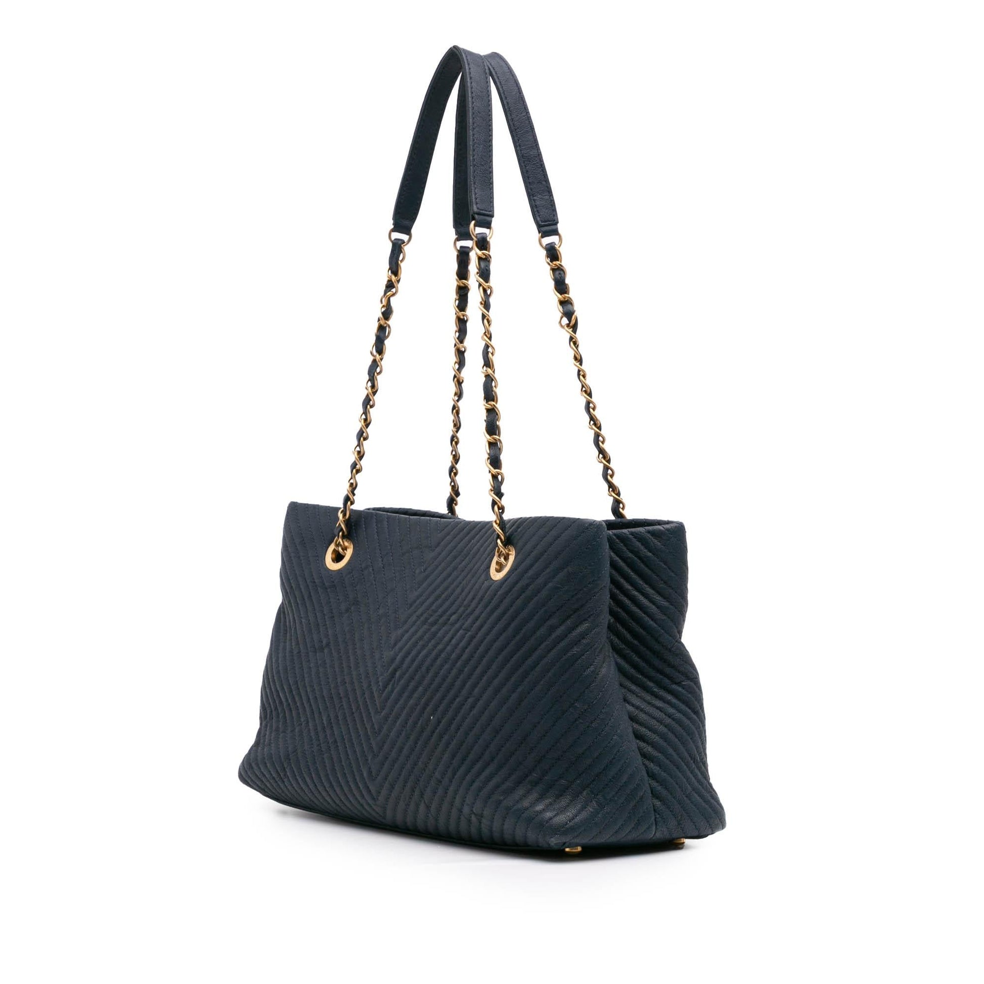 Chanel Chevron Wrinkled Calfskin Medallion Charm Key Chain Tote 1