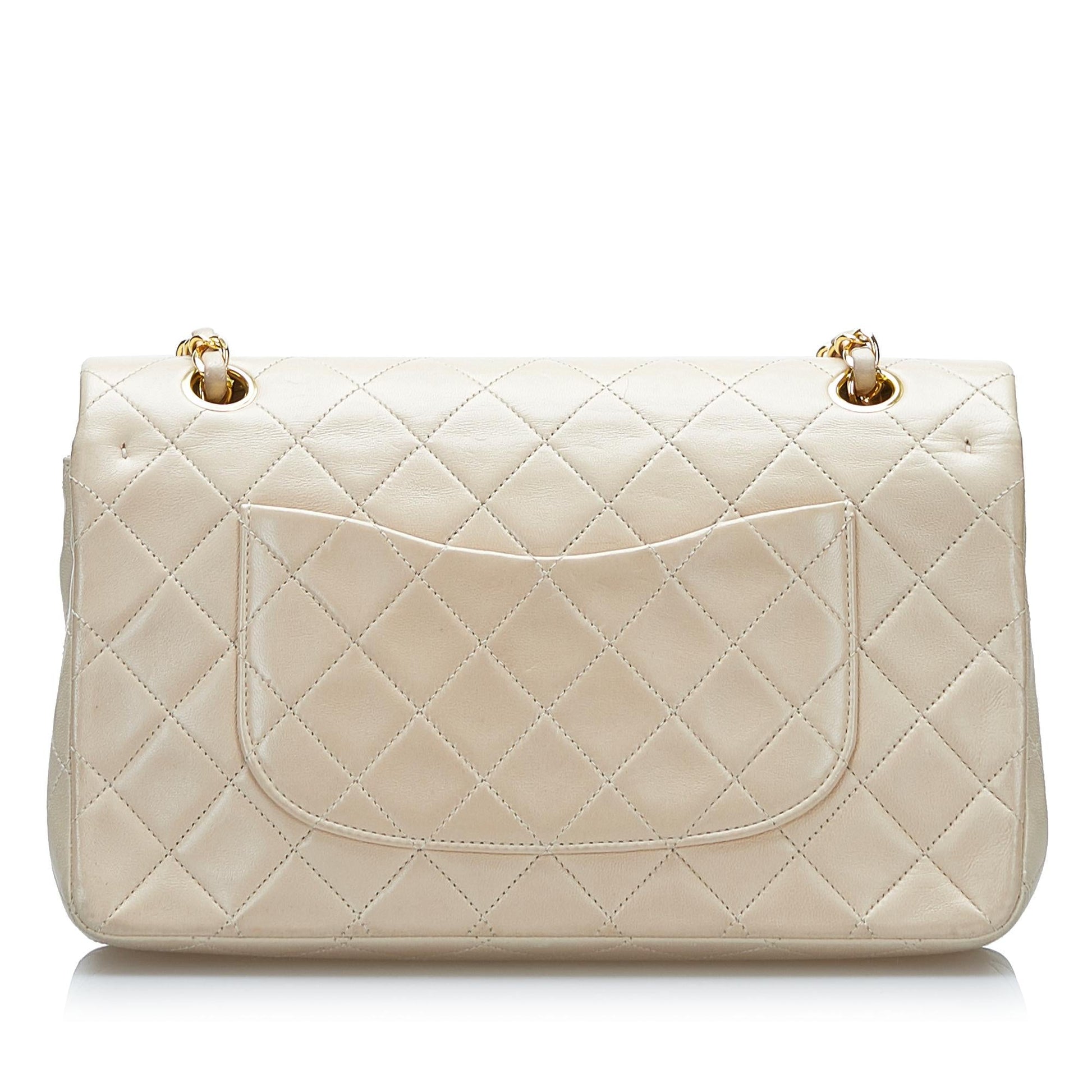 Chanel Classic Lambskin Double Flap SHG-YJk0lm Handbag