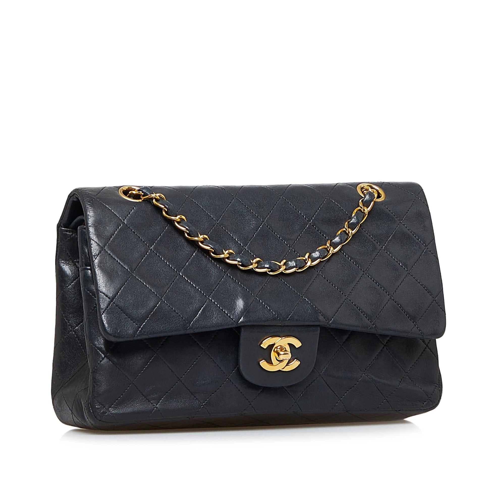 Chanel Classic Lambskin Double Flap SHG-QHtK2D Handbag