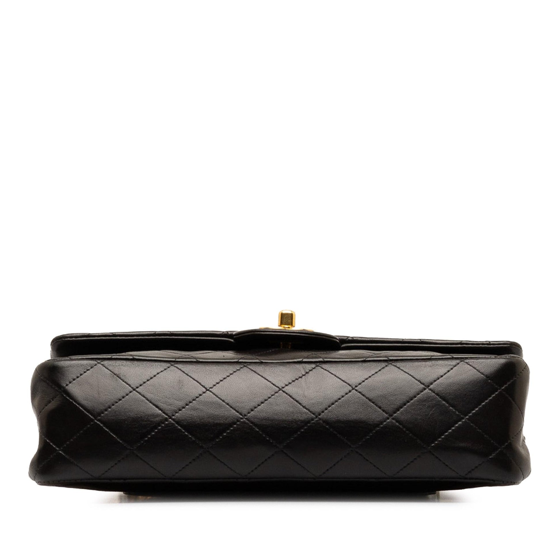 Chanel Medium Classic Lambskin Double Flap (SHG-e2k5Nf)