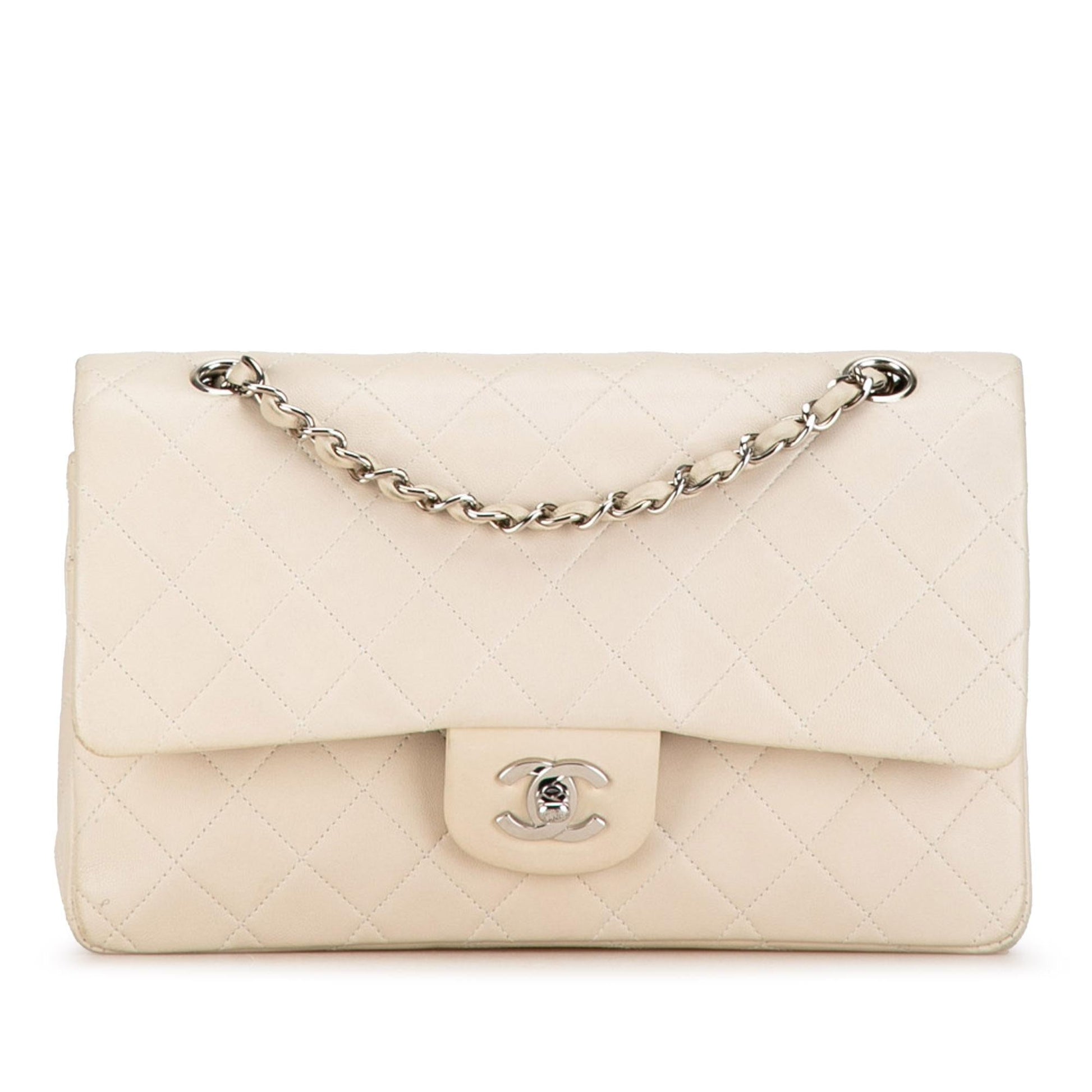 Chanel Medium Classic Lambskin Double Flap (Shg-2Qnvv9) Bag