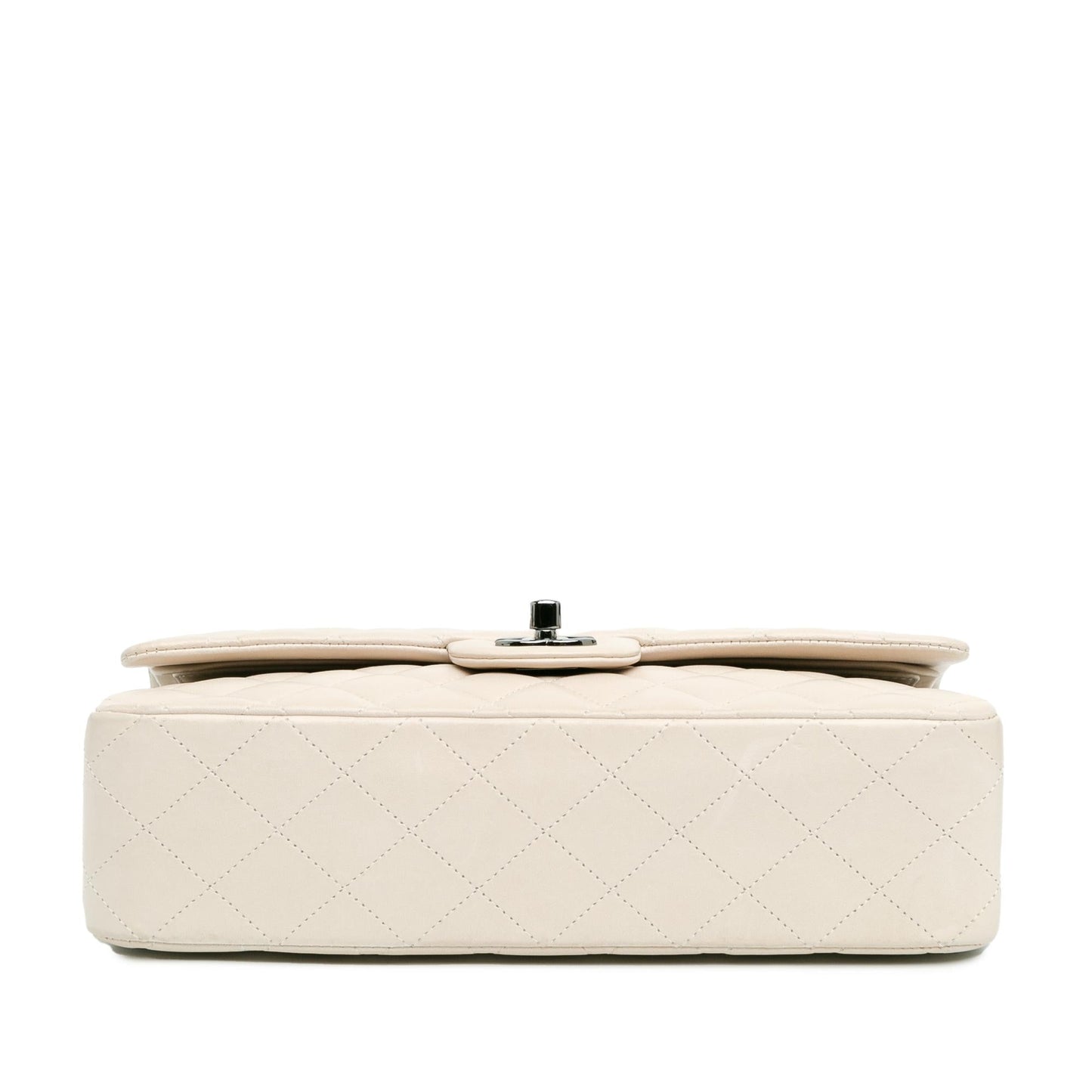 Chanel Medium Classic Lambskin Double Flap (SHG-ouJySv)