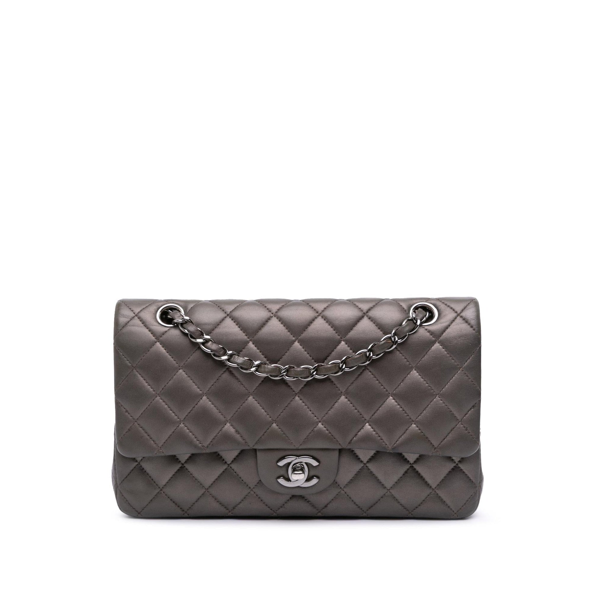 Chanel Classic Lambskin Double Flap Handbag Flap 30
