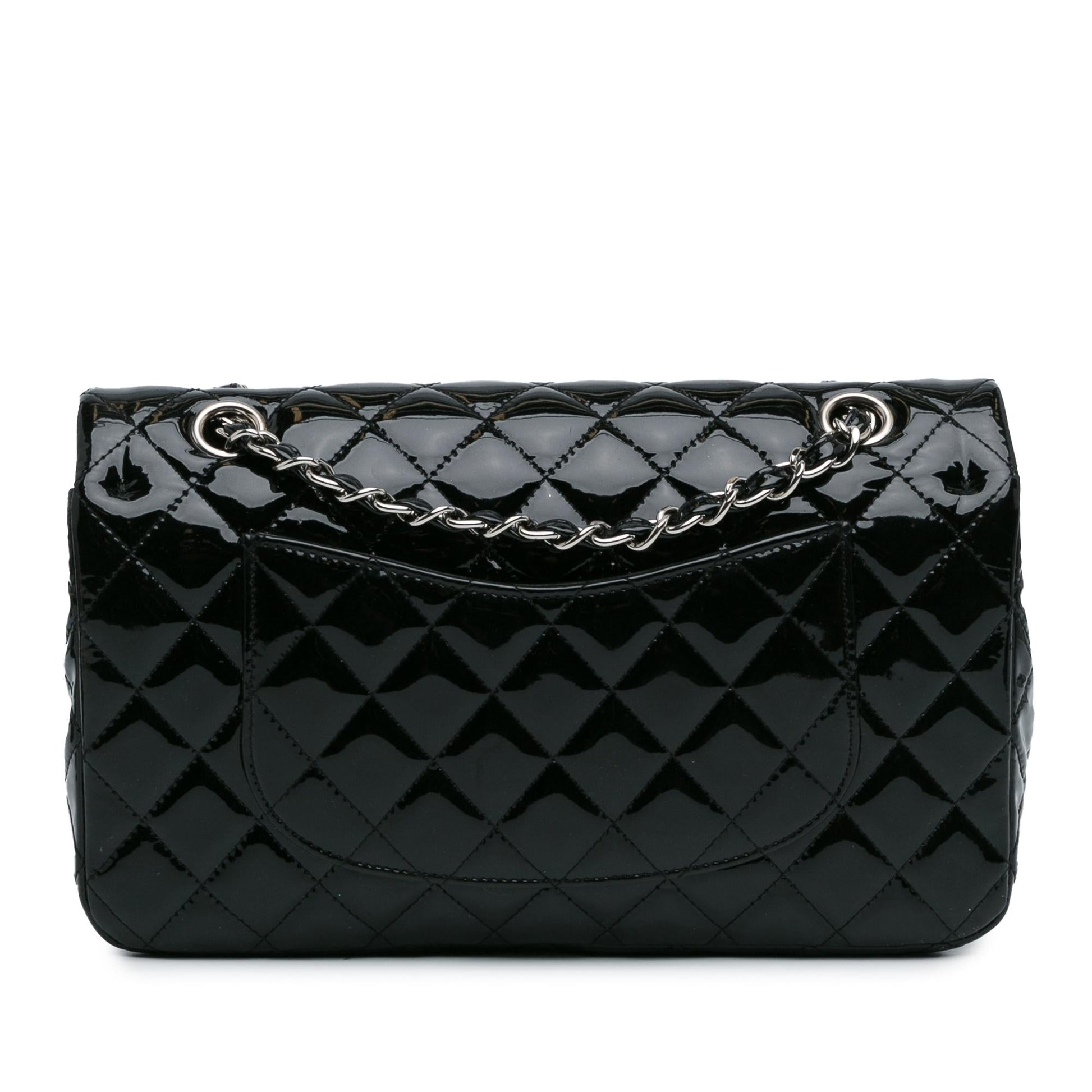 Chanel Medium Classic Patent Double Flap (SHG-RxvttZ)