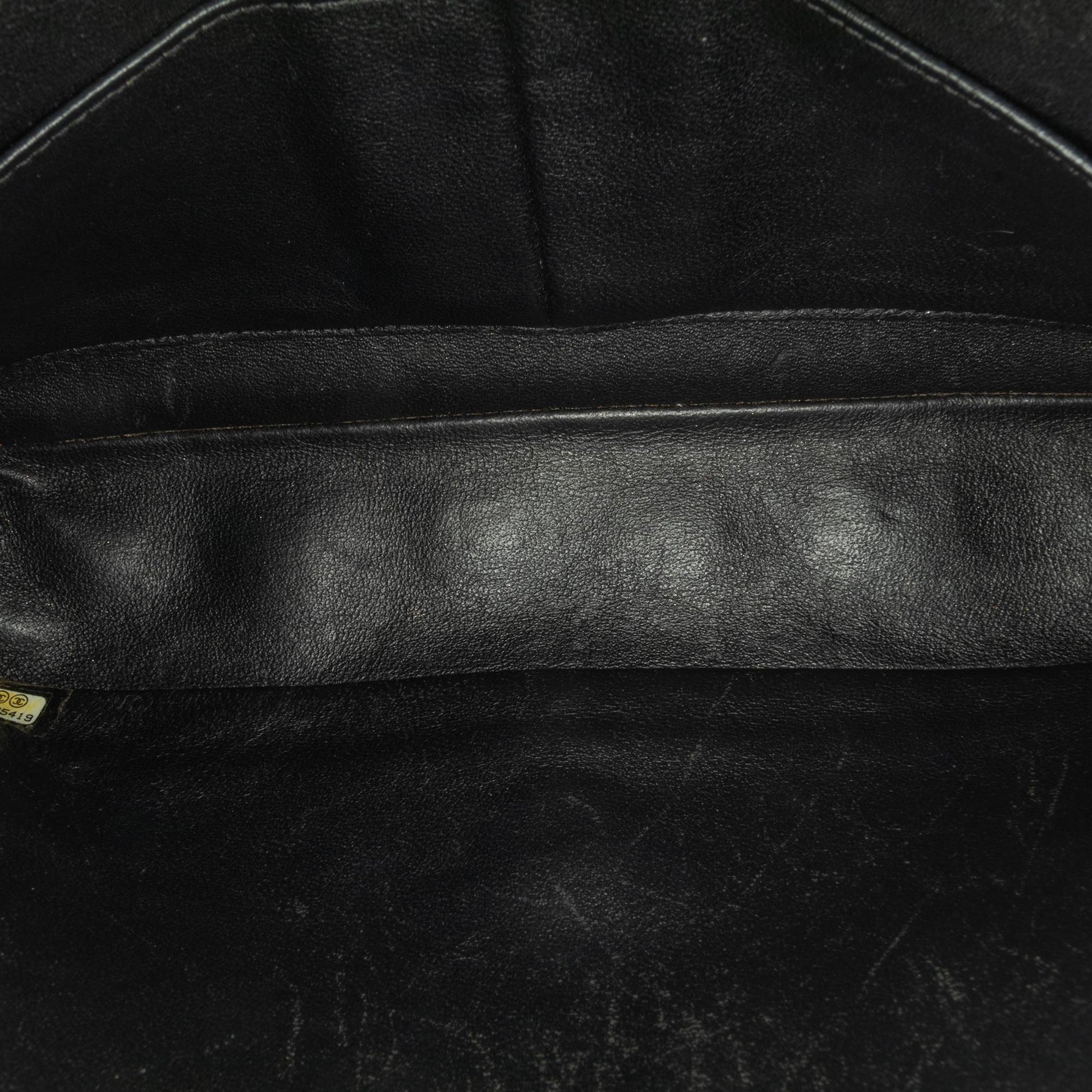 Chanel Medium Classic Patent Double Flap (SHG-BrQGTp)