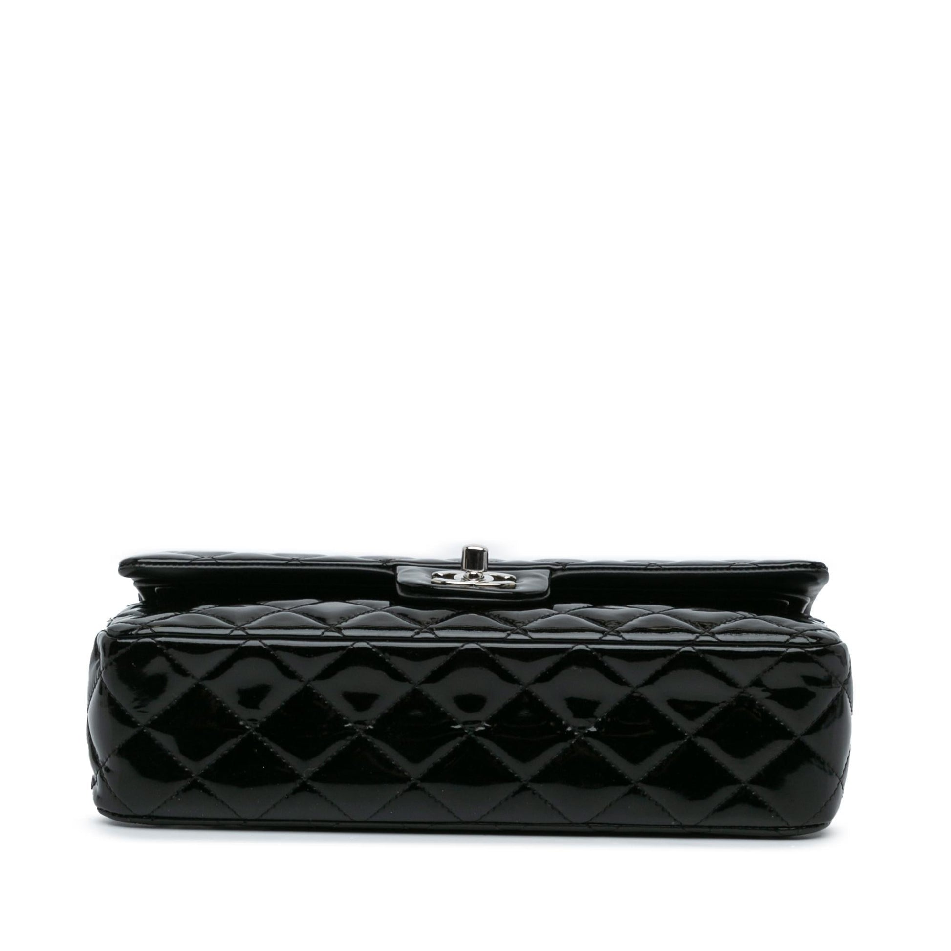 Chanel Classic Patent Double Flap Handbag Shg Mpqk5E