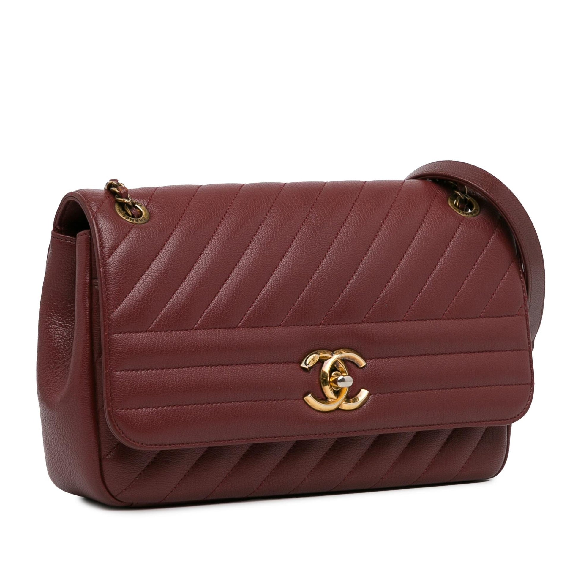 Chanel Diagonal Quilted Goatskin Flap SHG-HH5O86 Handbag