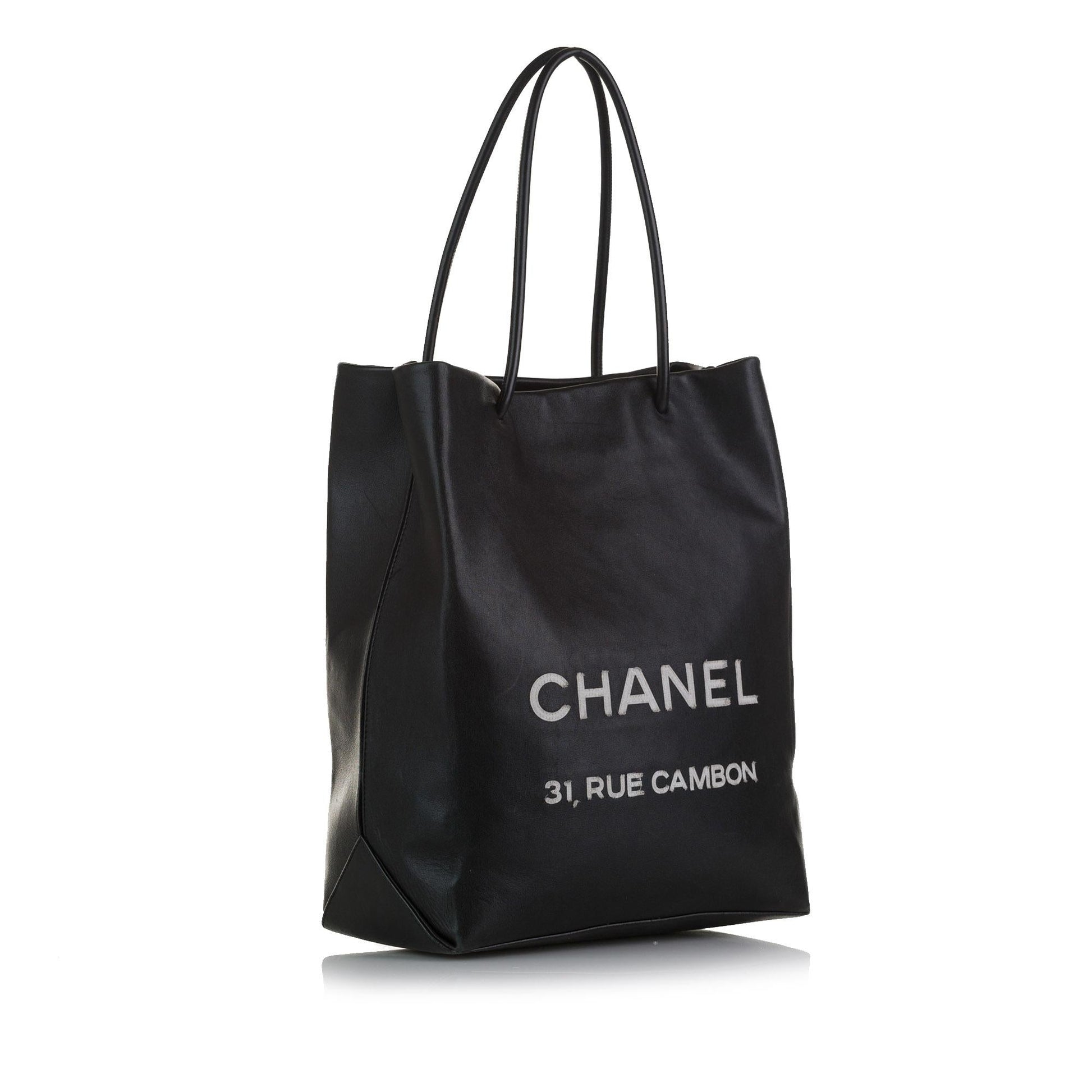 Chanel Essential Shopping SHG-yBIyGg Tote Bag