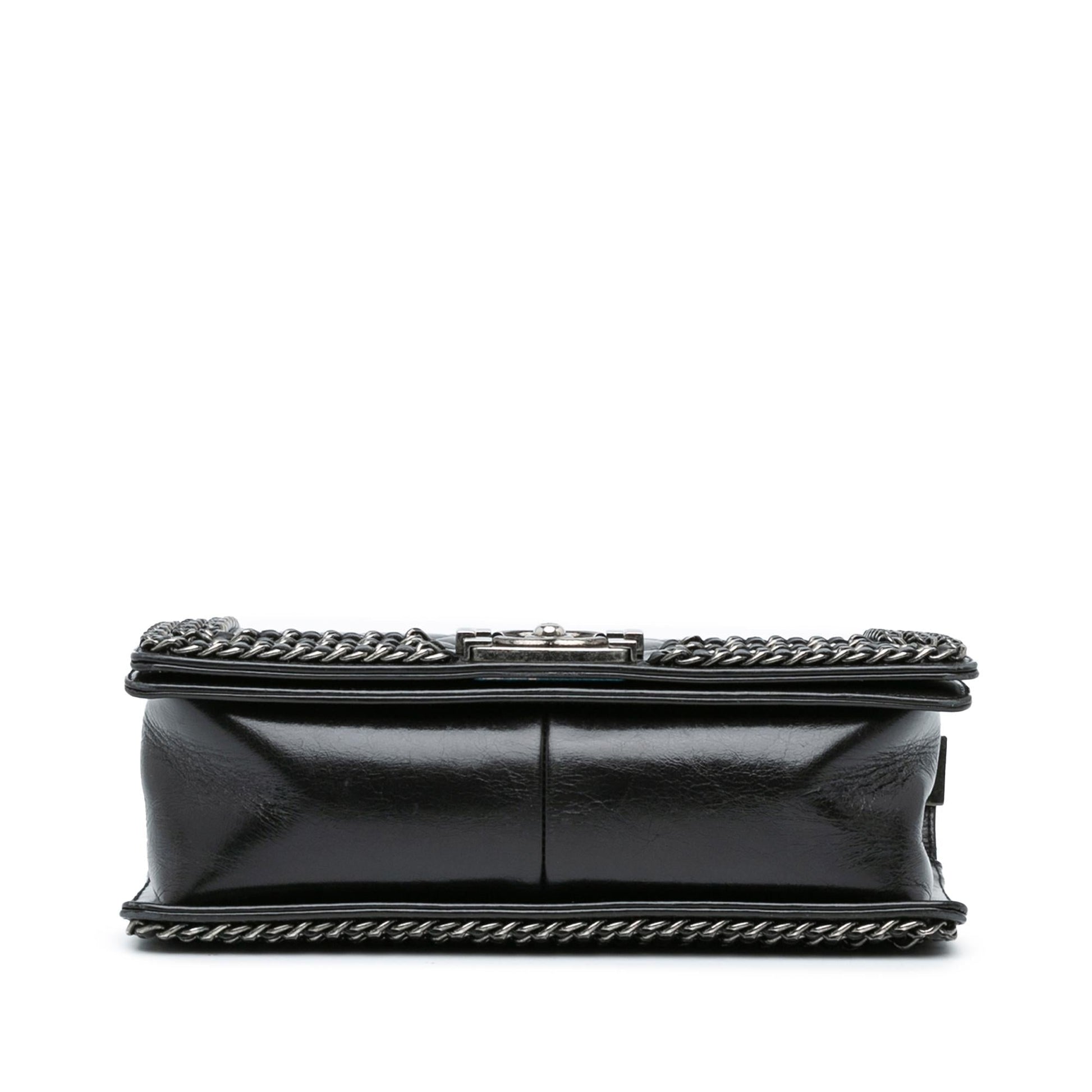 Chanel Glazed Calfskin Around Boy Flap SHG-DFQBG5 Handbag