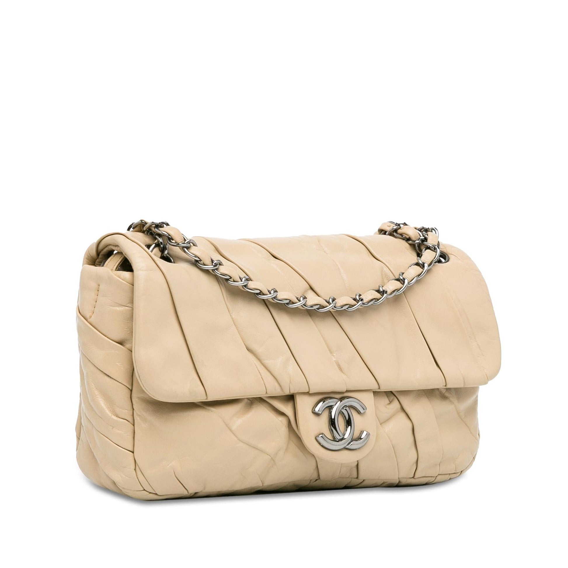 Chanel Glazed Calfskin Twisted Flap SHG-wkrXpk Handbag