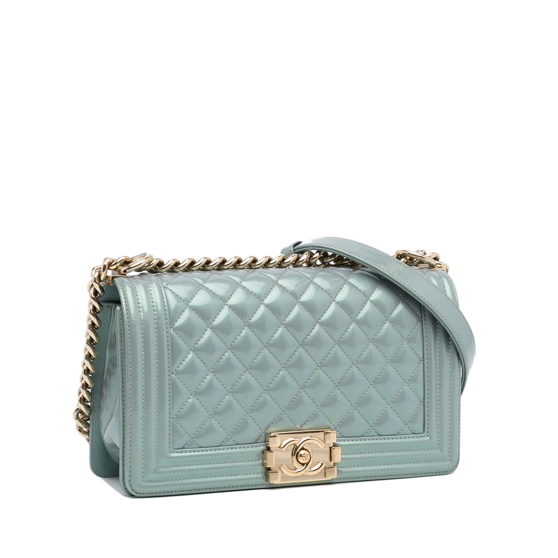 Chanel Iridescent Patent Boy Flap SHG-lOCDFl Handbag