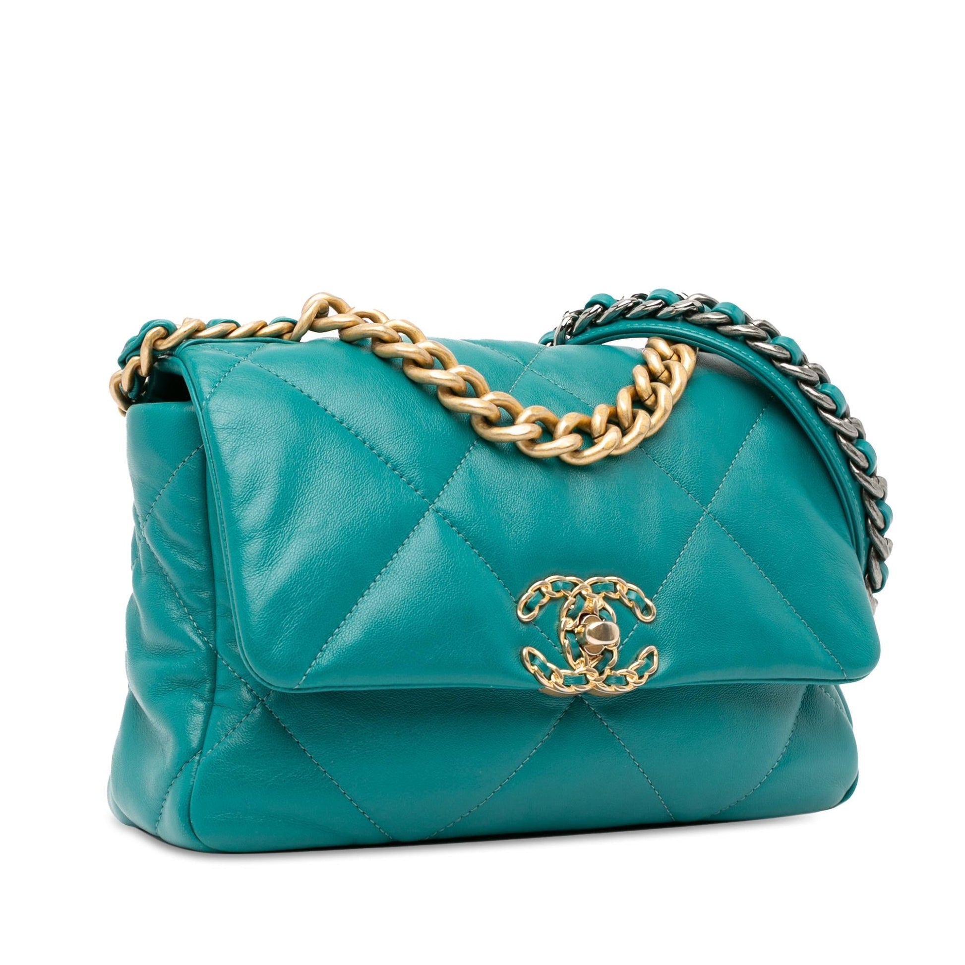 Chanel Lambskin 19 Flap SHG-EDg0IF Handbag