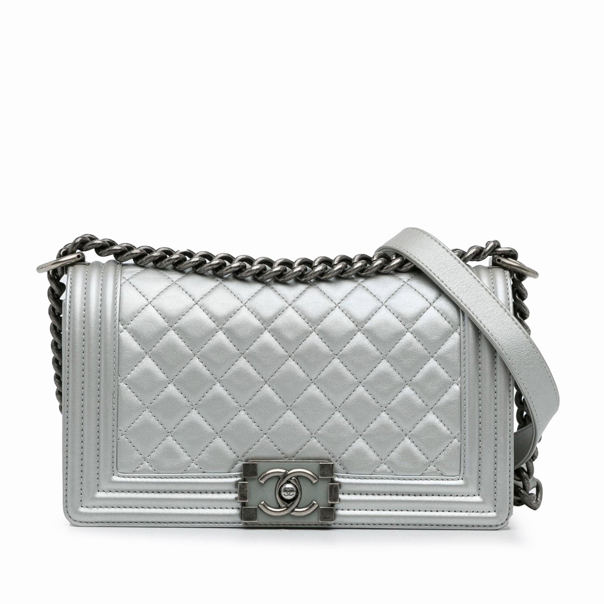 Chanel Medium Metallic Boy Flap (Shg-Xckeoz) Bag