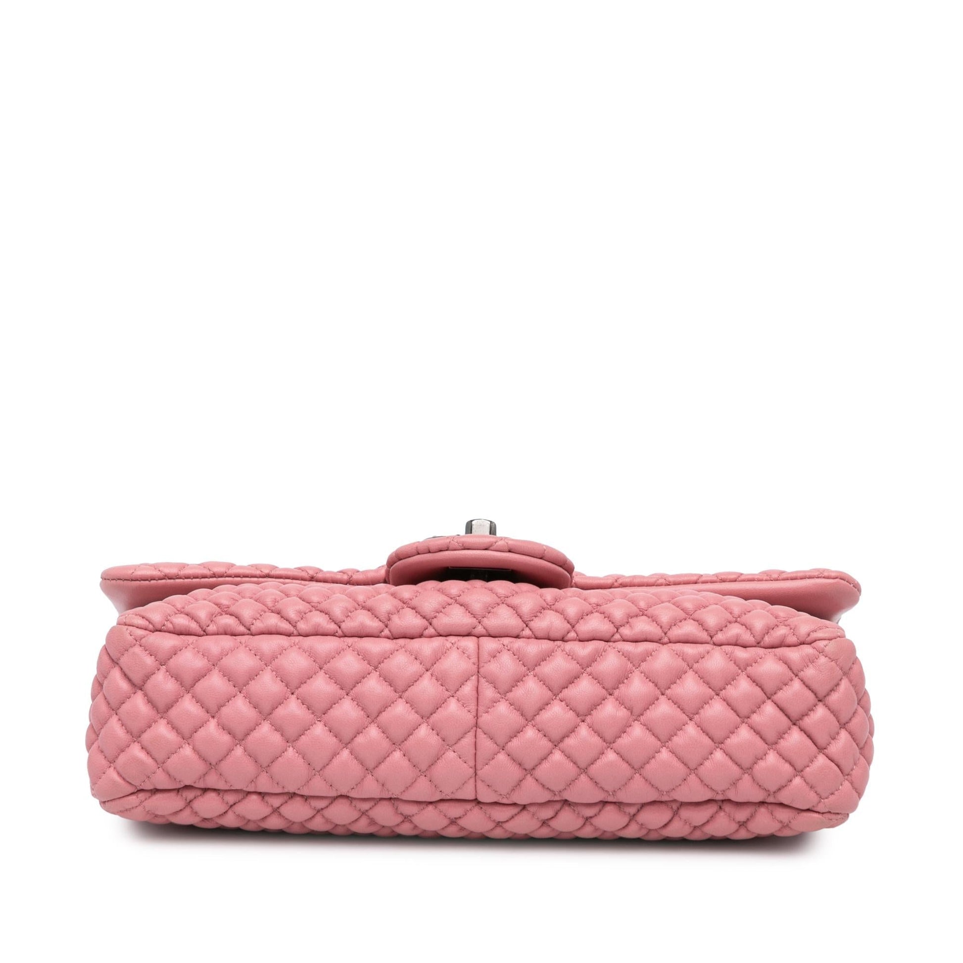Chanel Microquilted Lambskin Flap SHG-ZOgysV Handbag