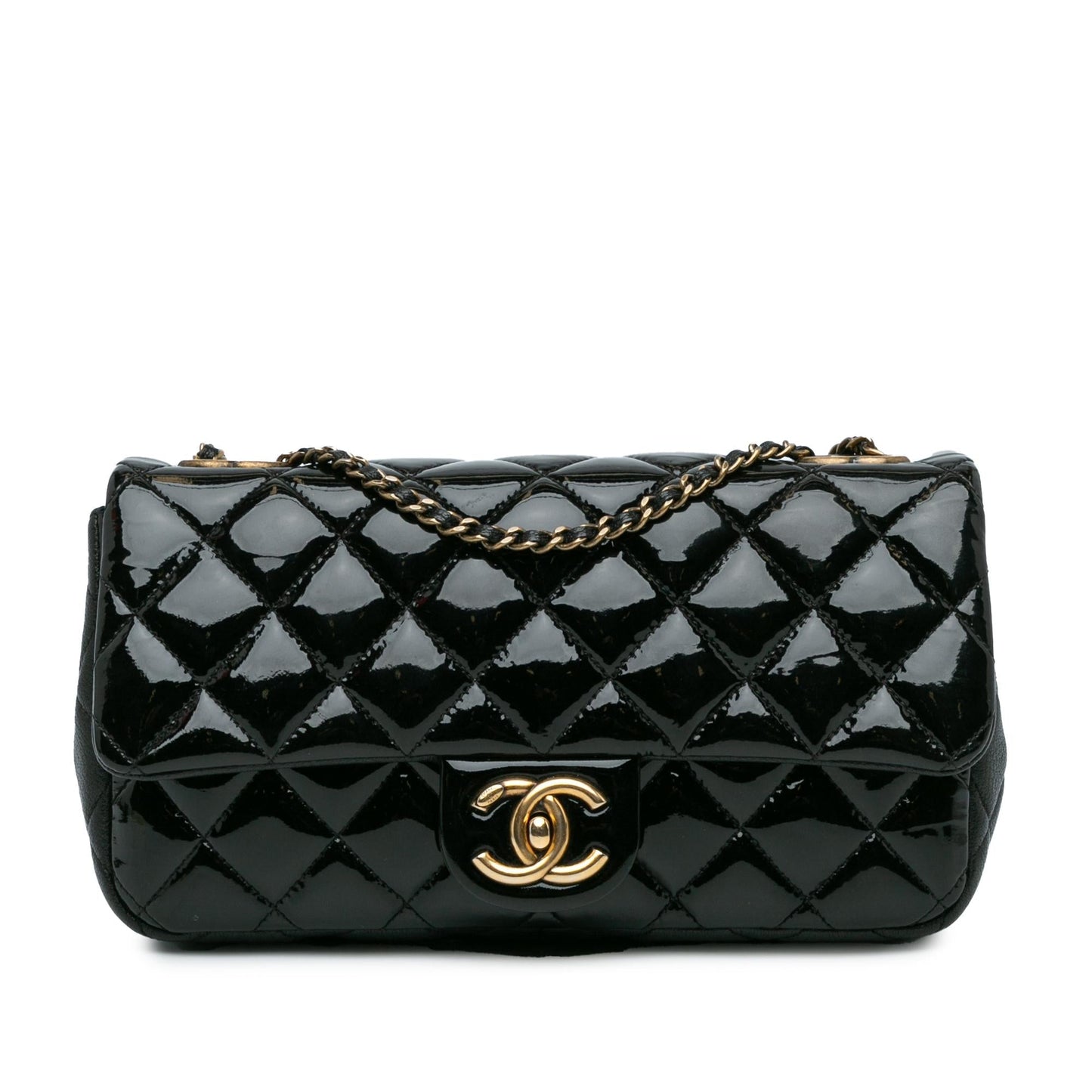 Chanel Patent Goatskin CC Eyelet Flap SHG-Xldzli Handbag