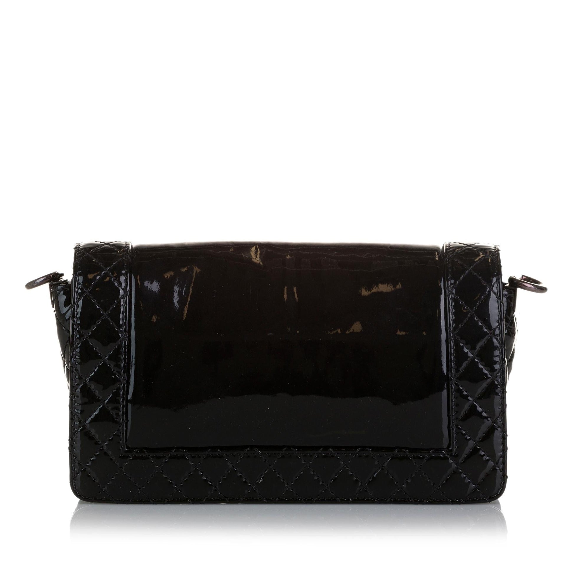 Chanel Patent Reverso Boy Flap SHG-xCR0zI Handbag