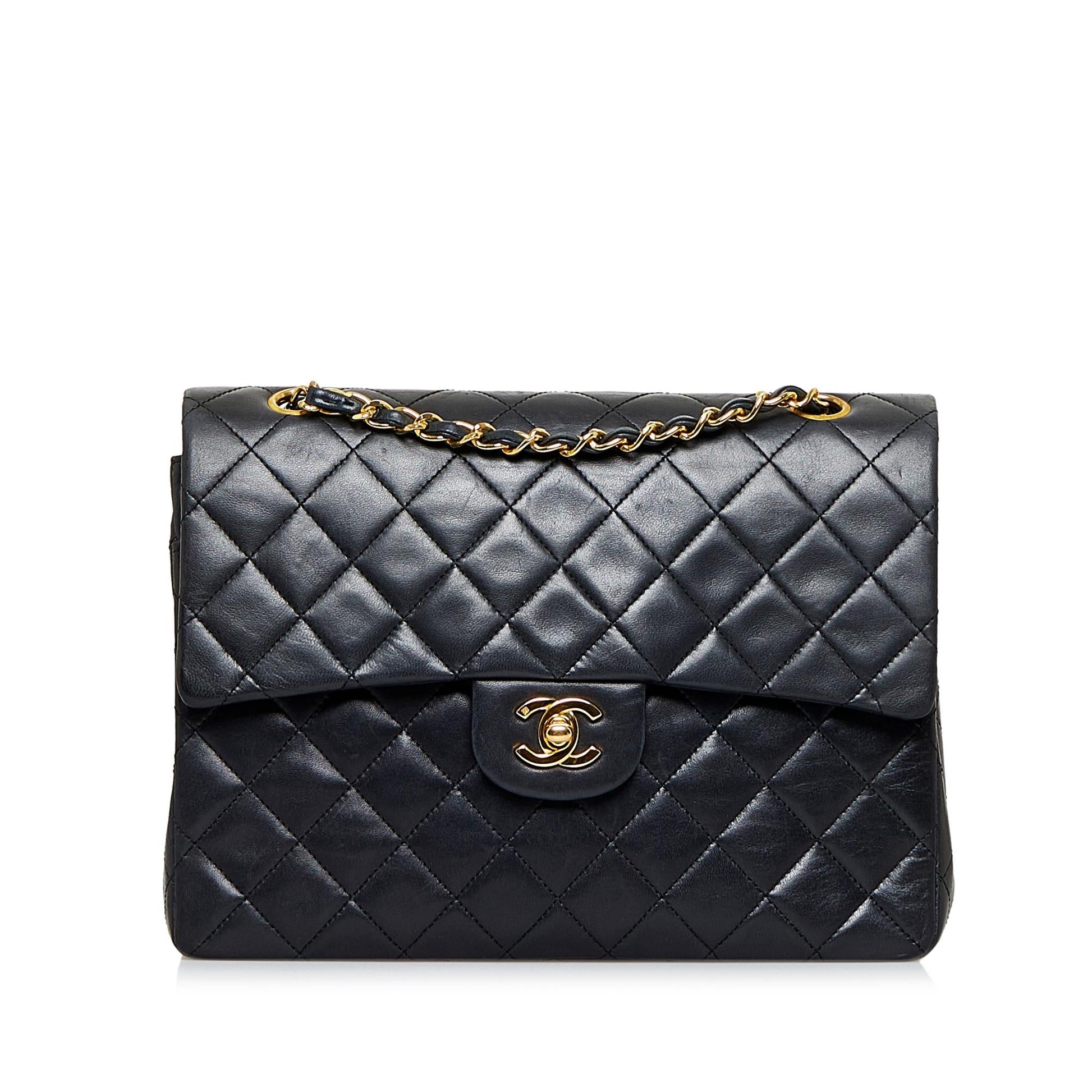 Chanel Tall Classic Lambskin Double Flap SHG-AwW71J Handbag