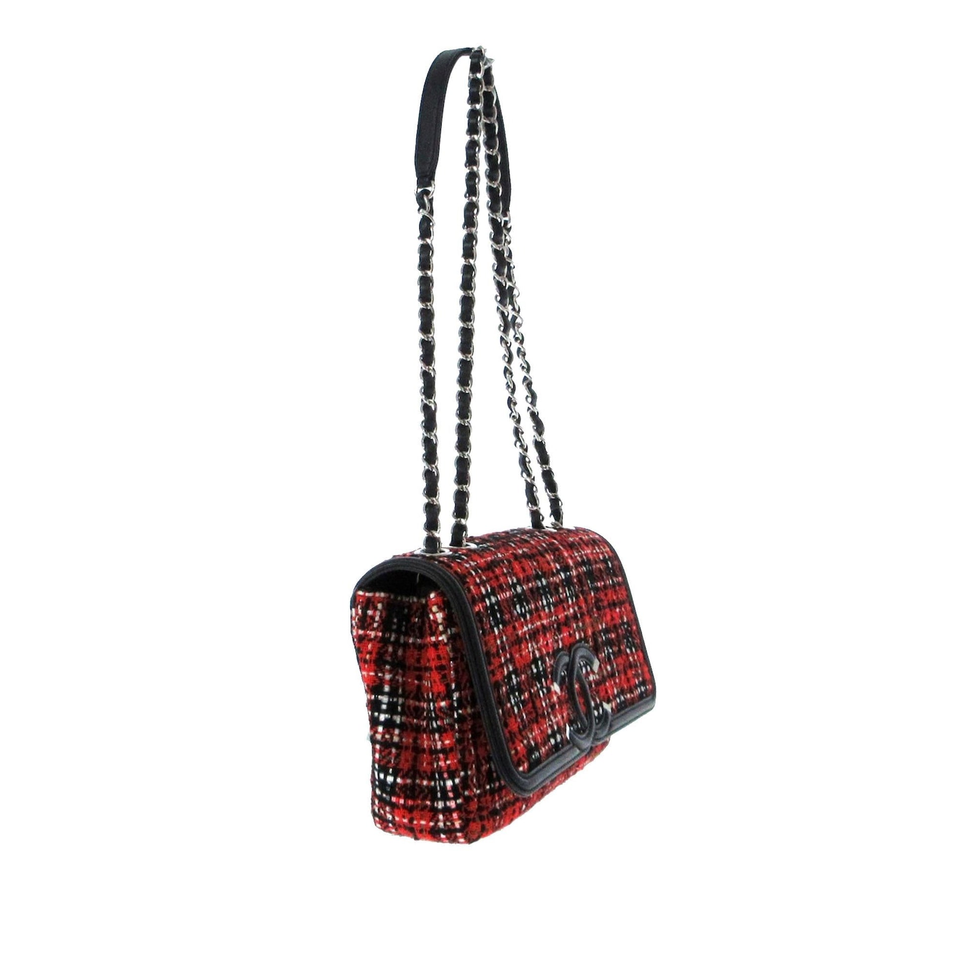 Chanel Medium Tweed Cc Filigree Flap (Shg-1Z9Kzx) Bag