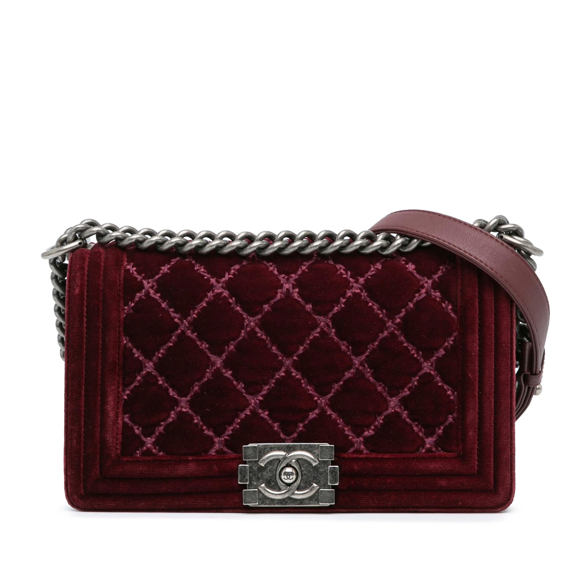 Chanel Velvet Stitched Boy Flap SHG-4iiamX Shoulder Bag