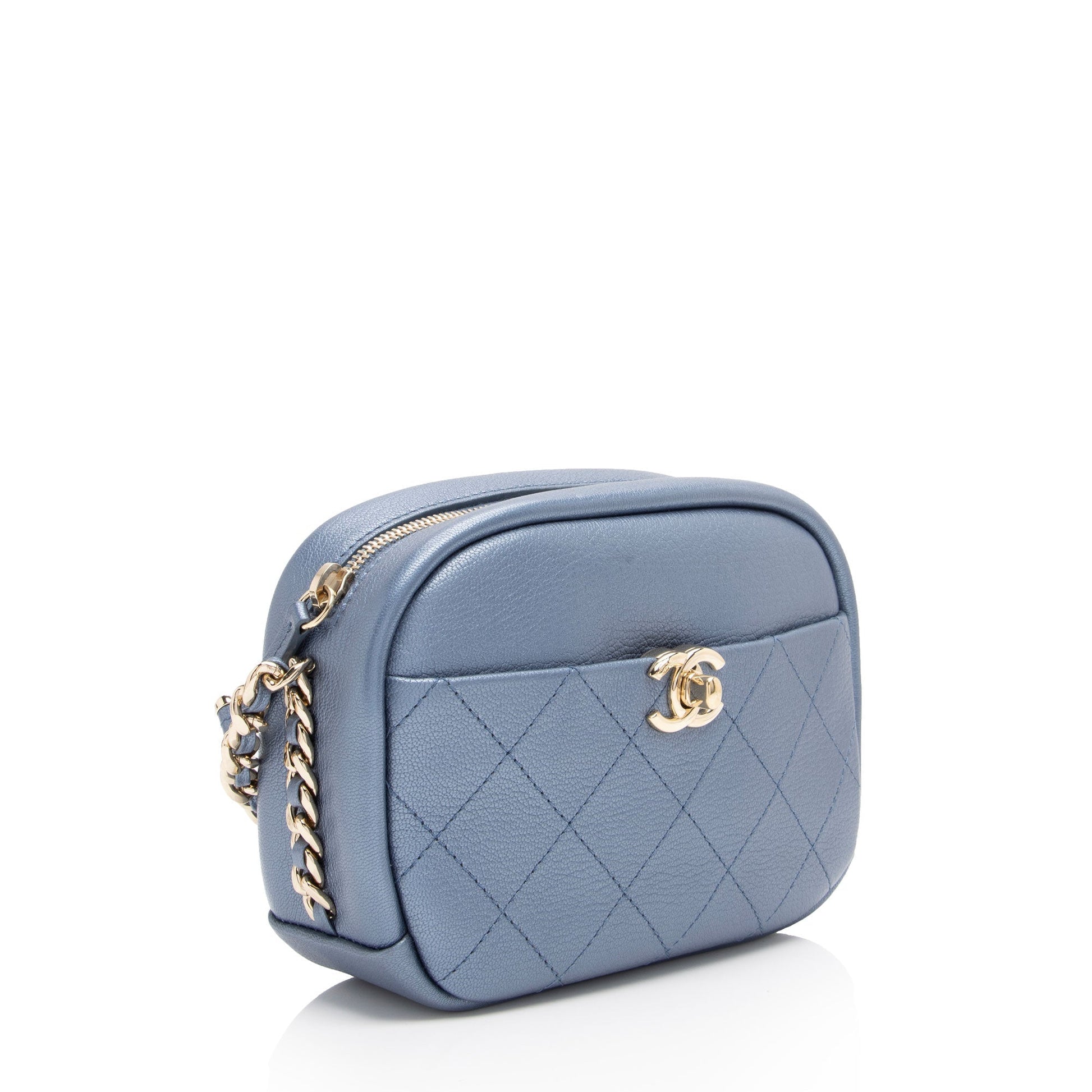Chanel SHF-jQIRUc Crossbody Bag