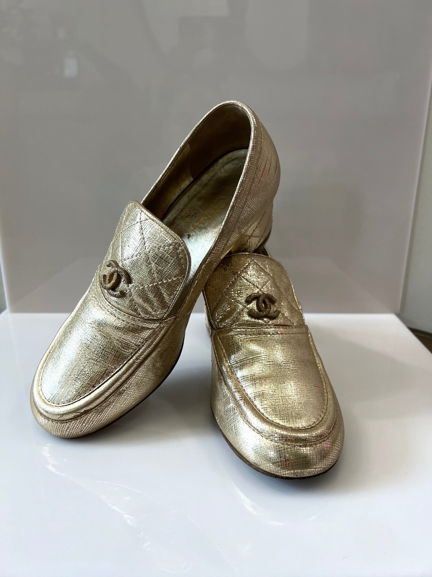 Chanel CC Metallic Gold Textured Leather Stacked Heel Loafers for Women