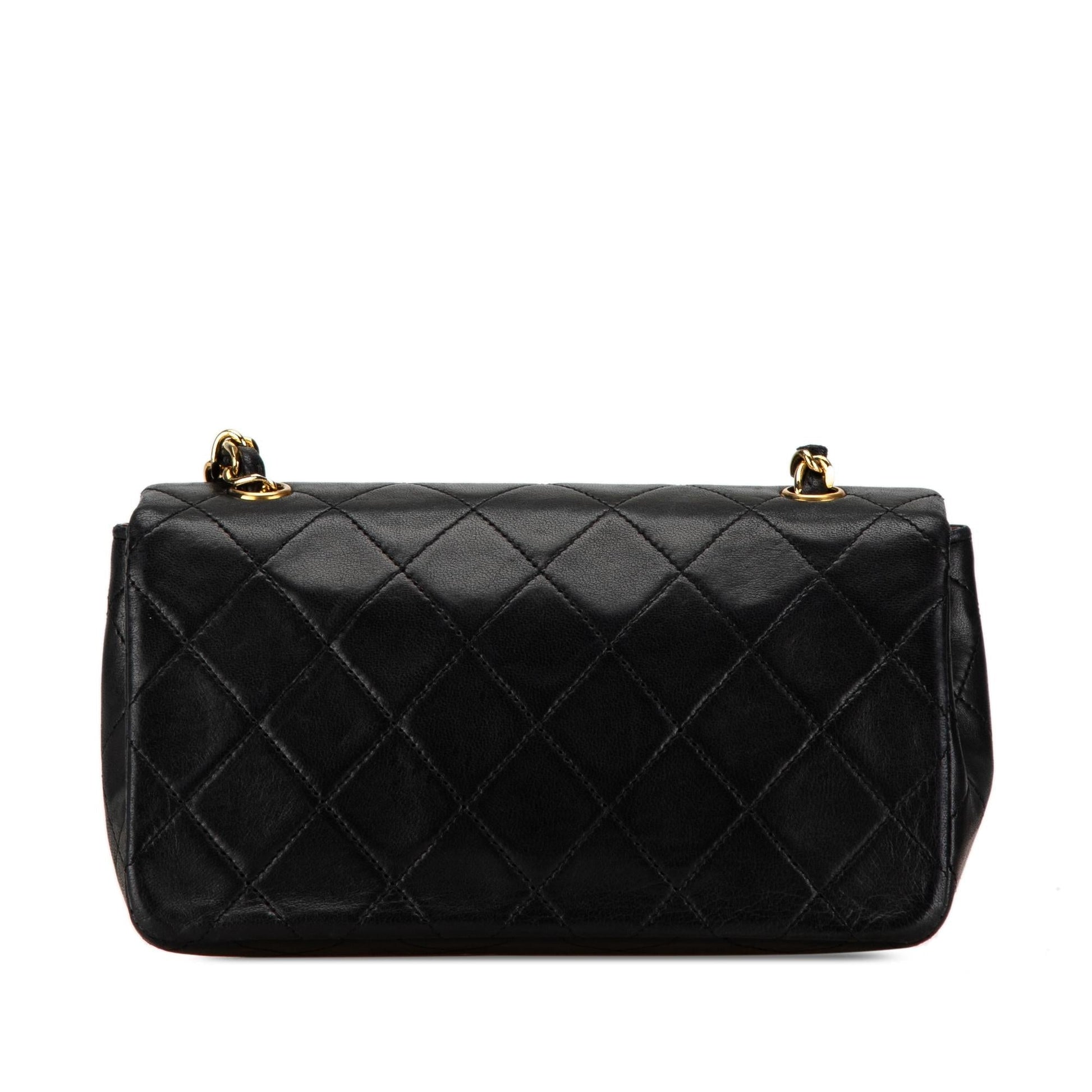 Chanel CC Quilted Lambskin Full Flap SHG-0wCtNp Mini Bag