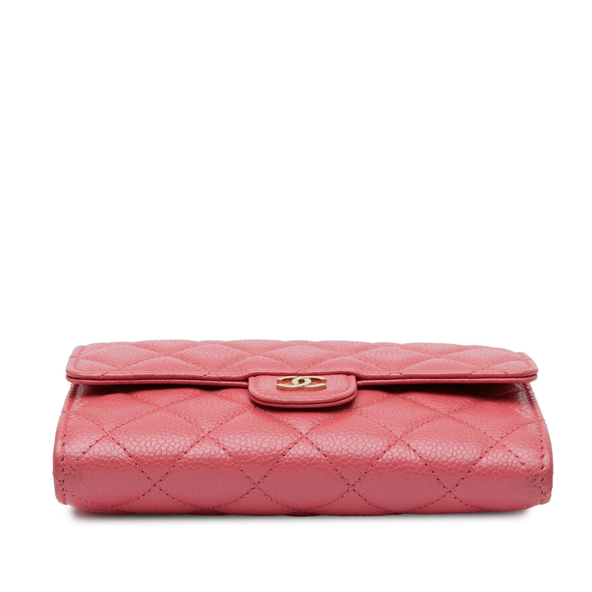 Chanel Classic Caviar Flap on SHG-SQ3yjM Wallet Case