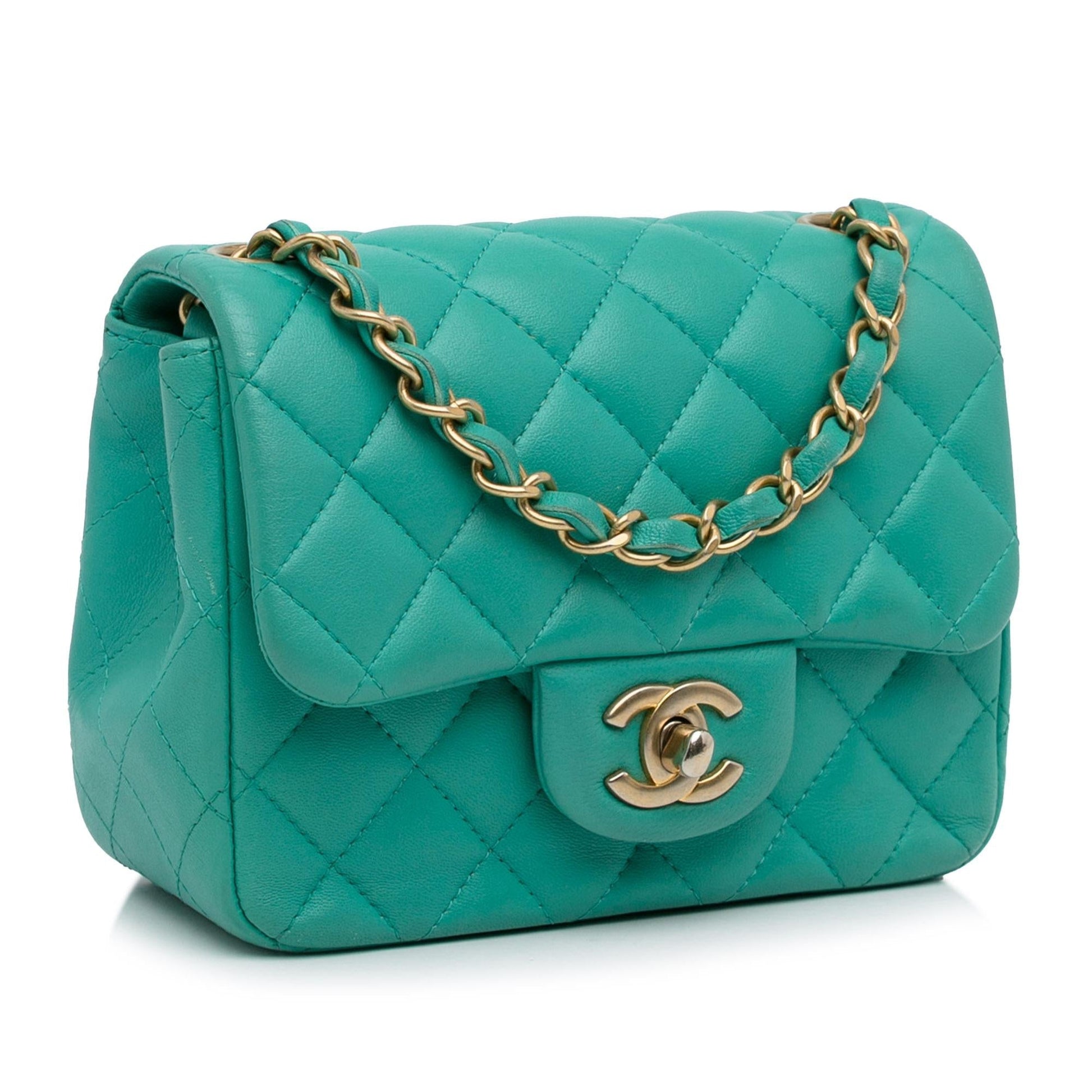 Chanel Classic Square Lambskin Single Flap SHG-oxXAOp Shoulder Bag