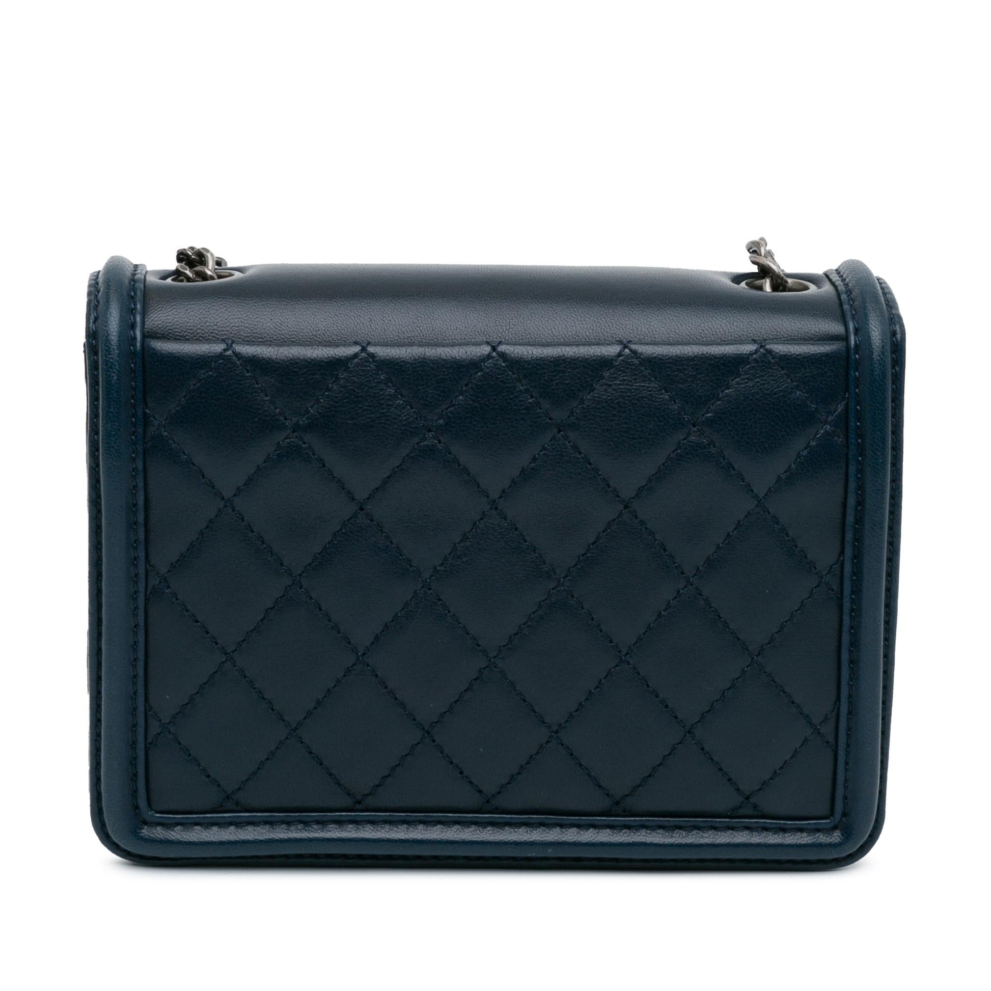 Chanel Mini Plexiglass and Leather Boy Brick Flap (SHG-I Hc5)