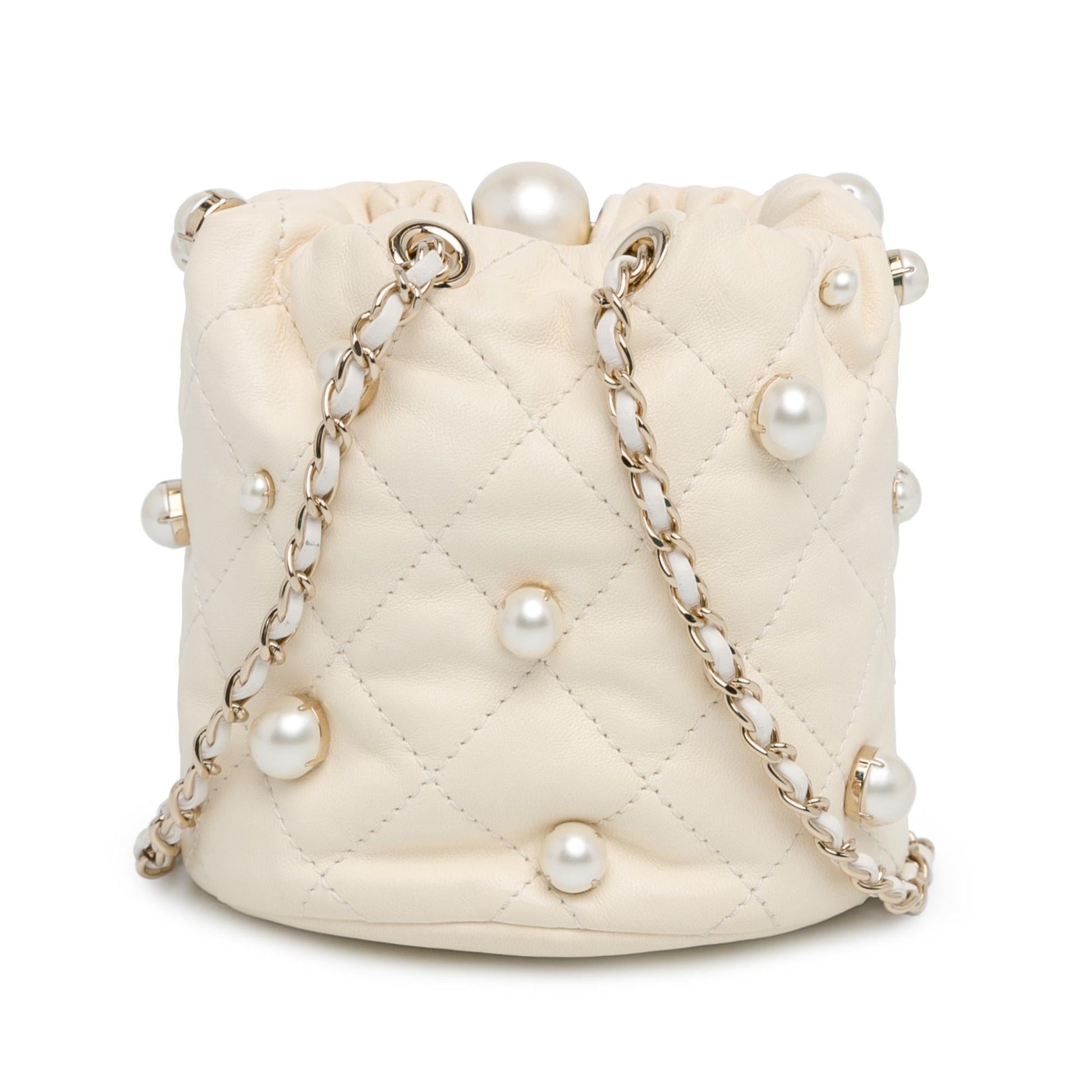 Chanel Quilted Lambskin About Pearls Drawstring Bucket Jewelry