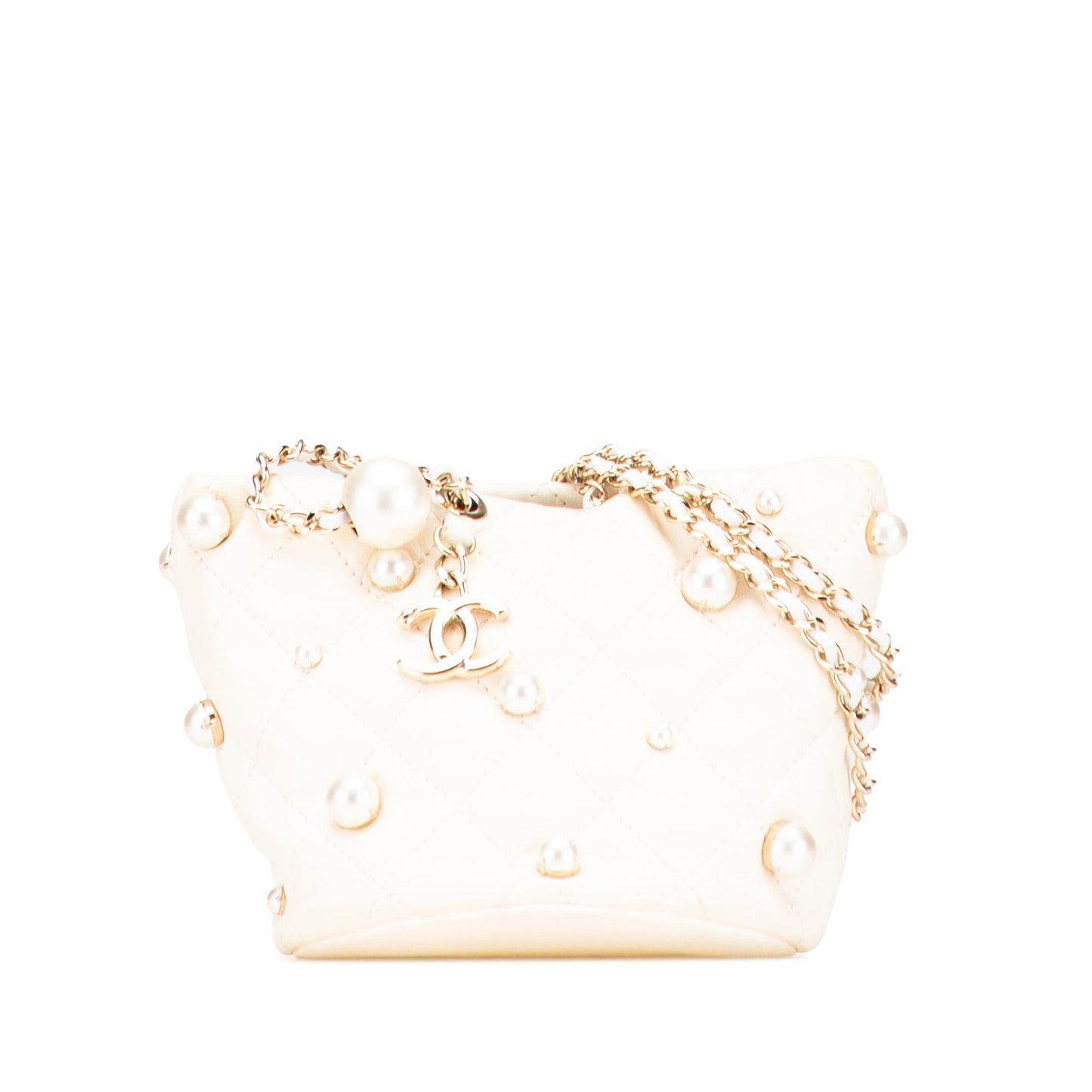 Chanel Quilted Lambskin About Pearls Drawstring Bucket Jewelry