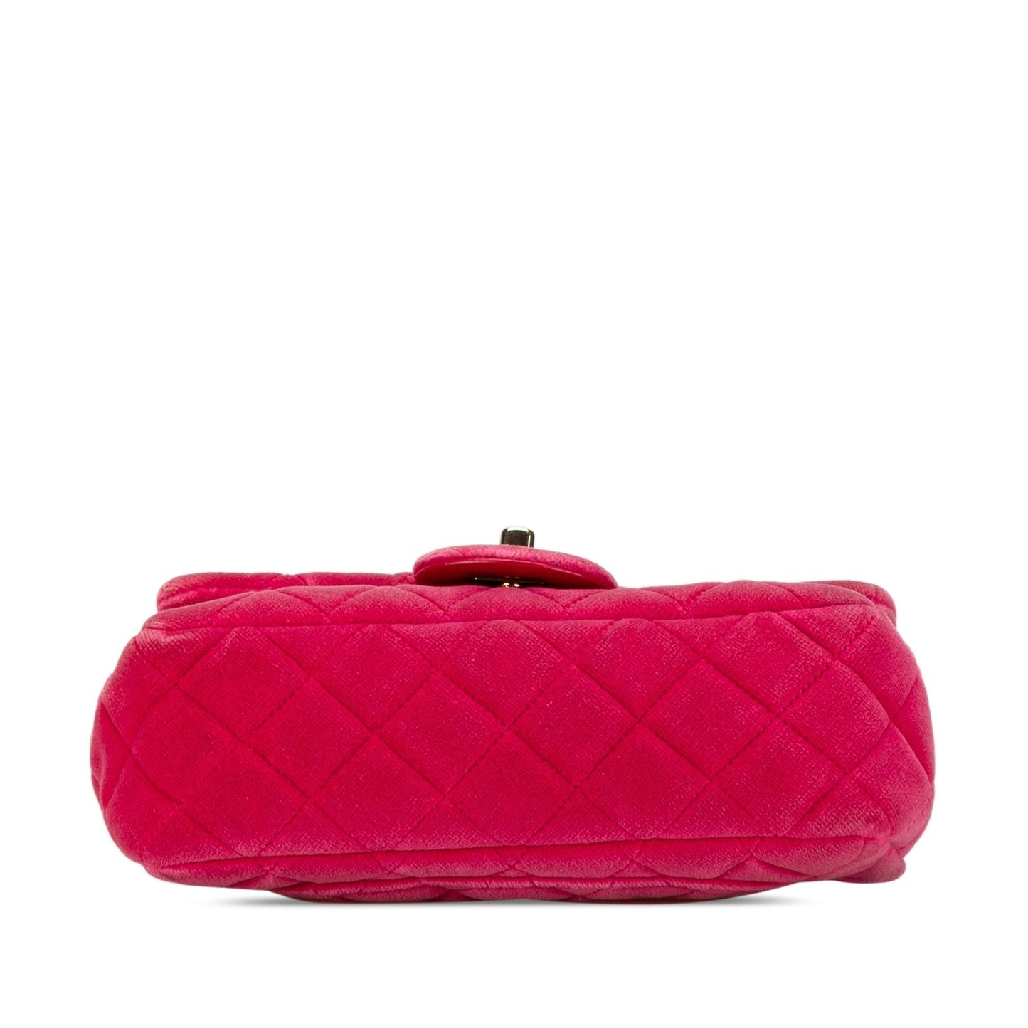 Chanel Mini Quilted Velvet Pearl Crush Single Flap (SHG-5l30UH)