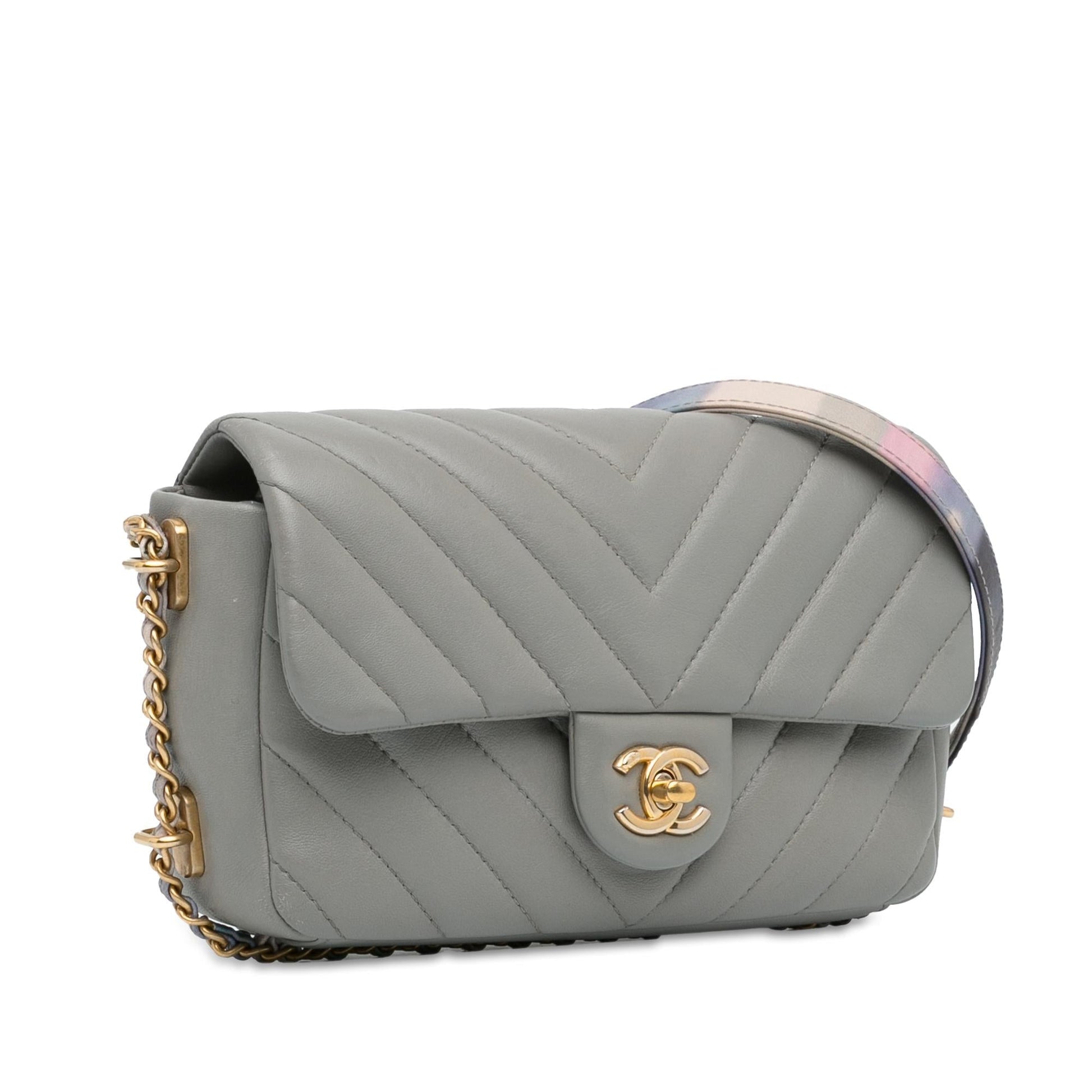 Chanel Rectangular Chevron Lambskin Around Flap SHG-nJr512 Mini Bag