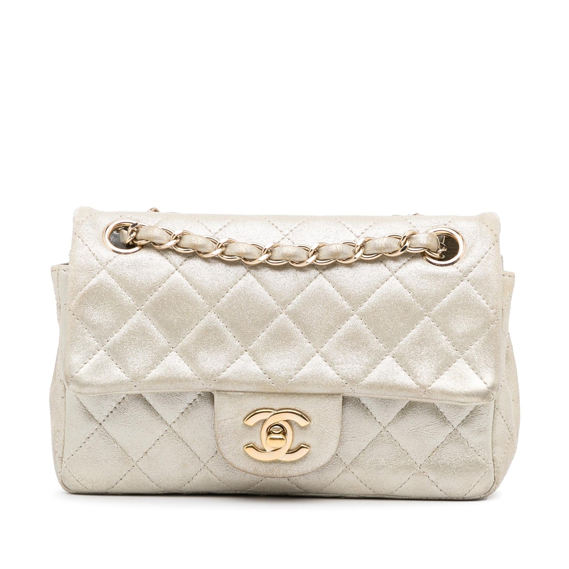 Chanel New Classic Lambskin Single Flap SHG-p4TcFg Mini Bag