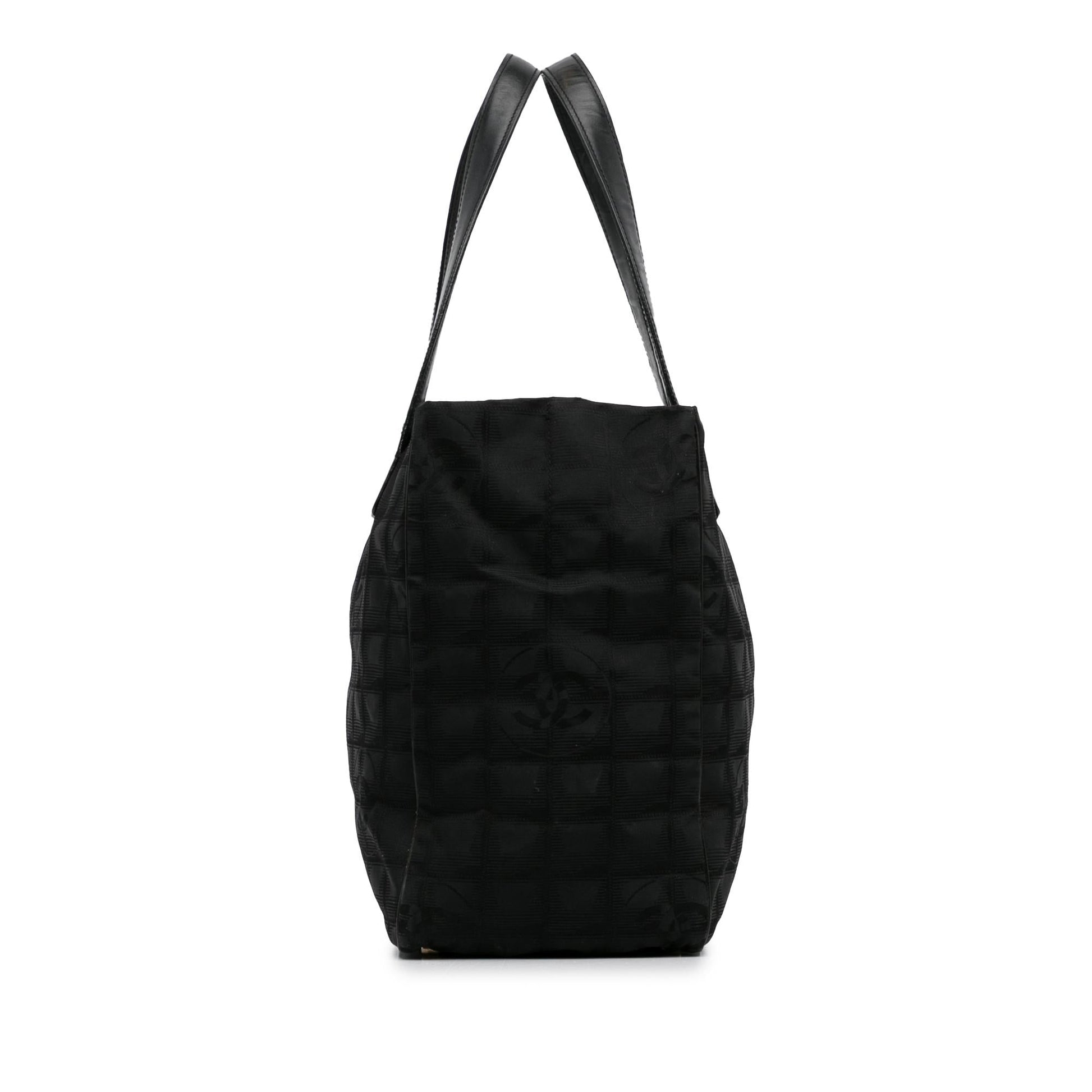 Chanel New Travel Line Tote (SHG-n2VaFe)