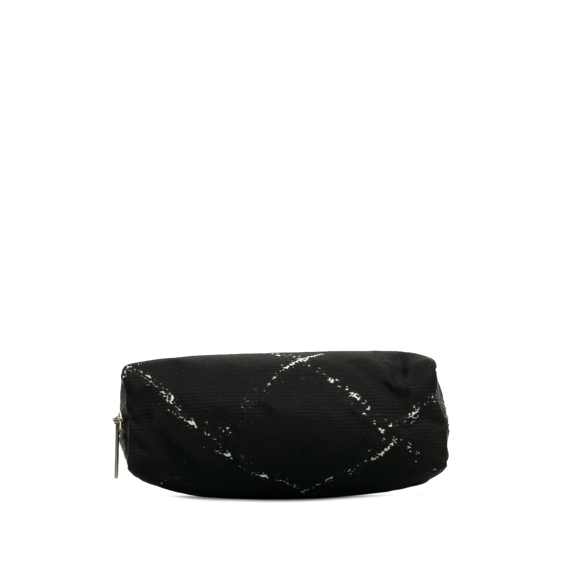 Chanel Old Travel Line Pouch (SHG-pKvZqJ)