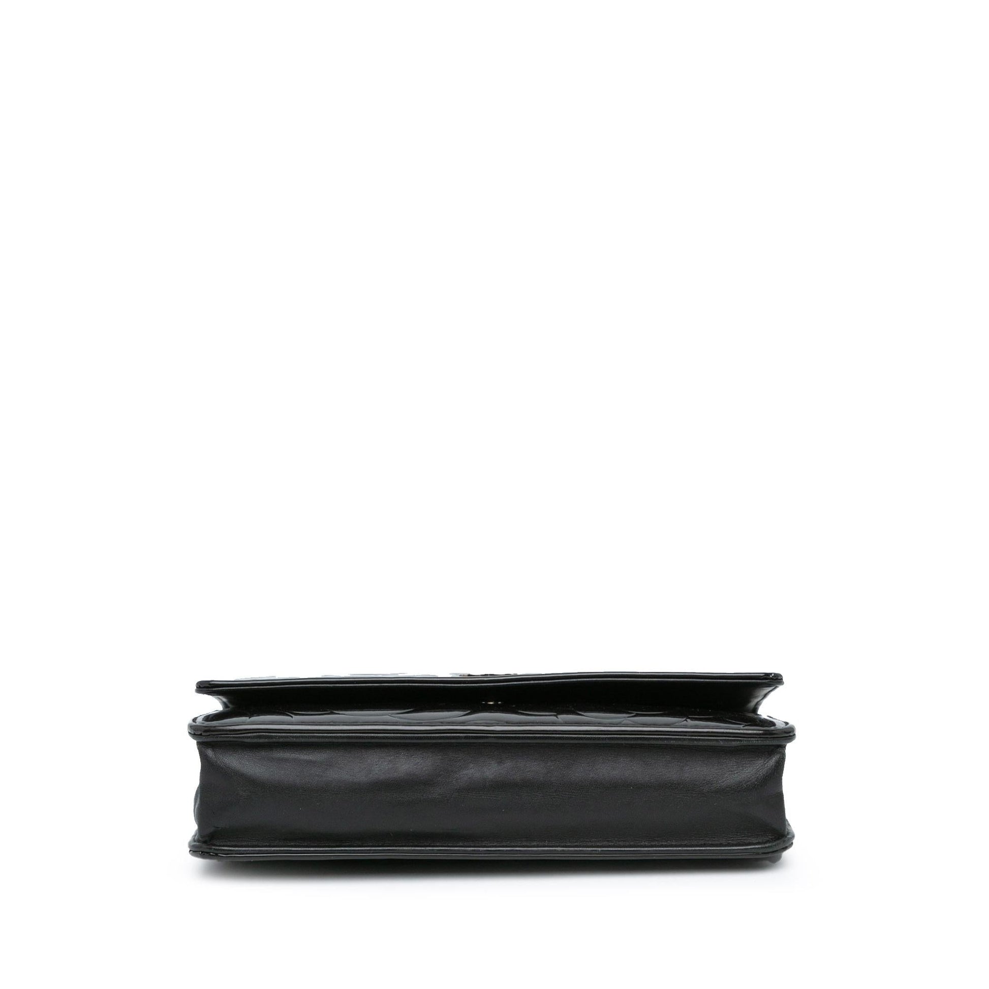 Chanel Patent Camellia On SHG-jbYGWh Wallet Case