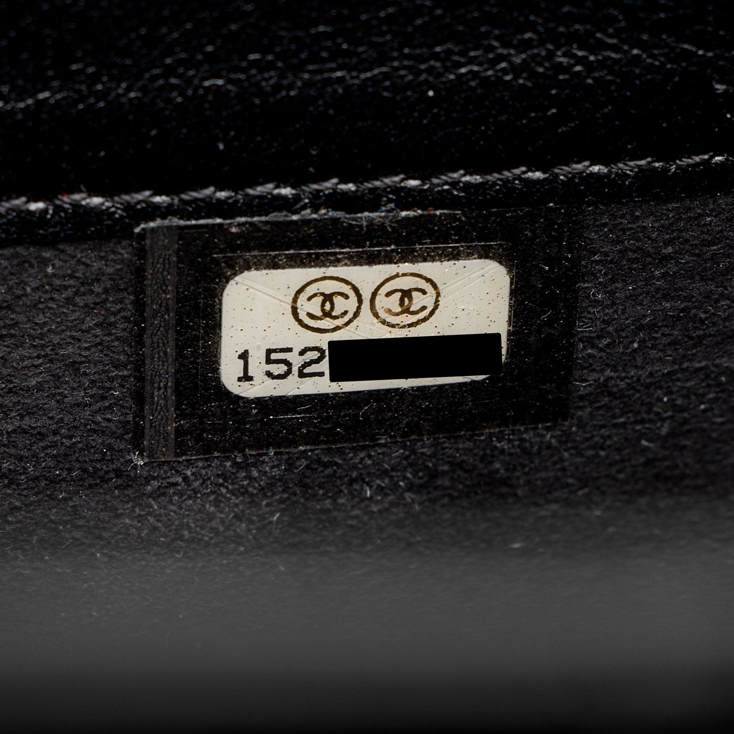 Chanel Patent Leather CC Brilliant iPad Case (SHF-erdd74)