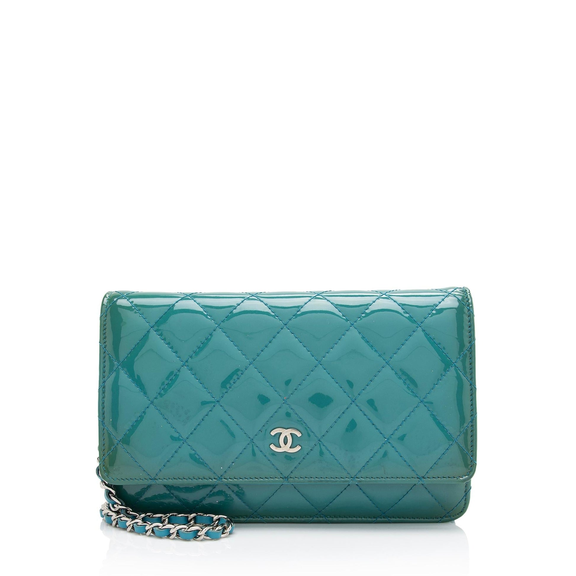 Chanel Patent Classic on SHF-znDTuZ Leather Wallet Case