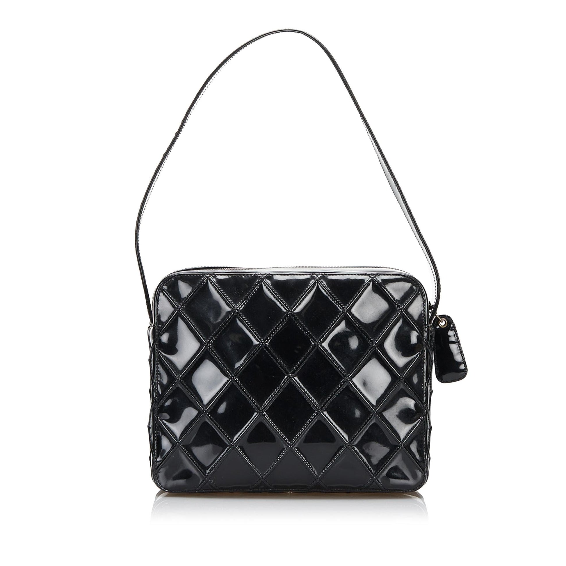 Chanel Patent SHG-QbfDyn Leather Shoulder Bag