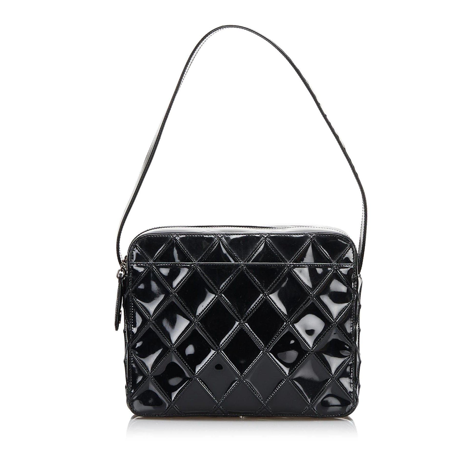 Chanel Patent SHG-QbfDyn Leather Shoulder Bag