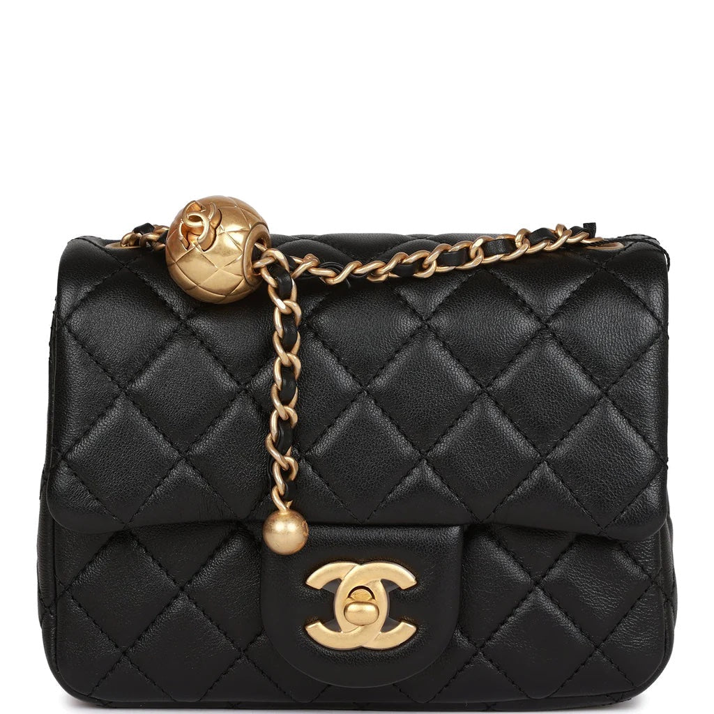 Chanel QUILTED LAMBSKIN PEARL CRUSH Clutch Bag