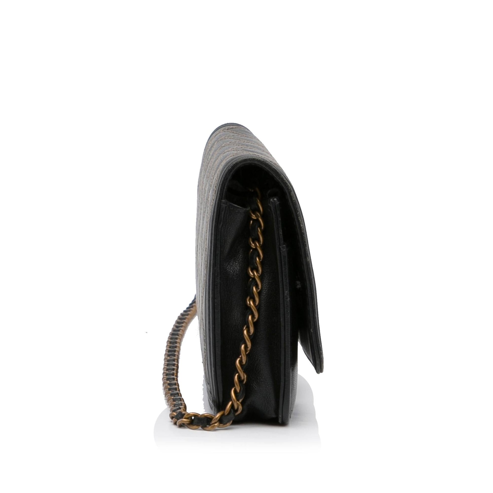 Chanel Quilted Boy On SHG-RWI8Tu Wallet Case